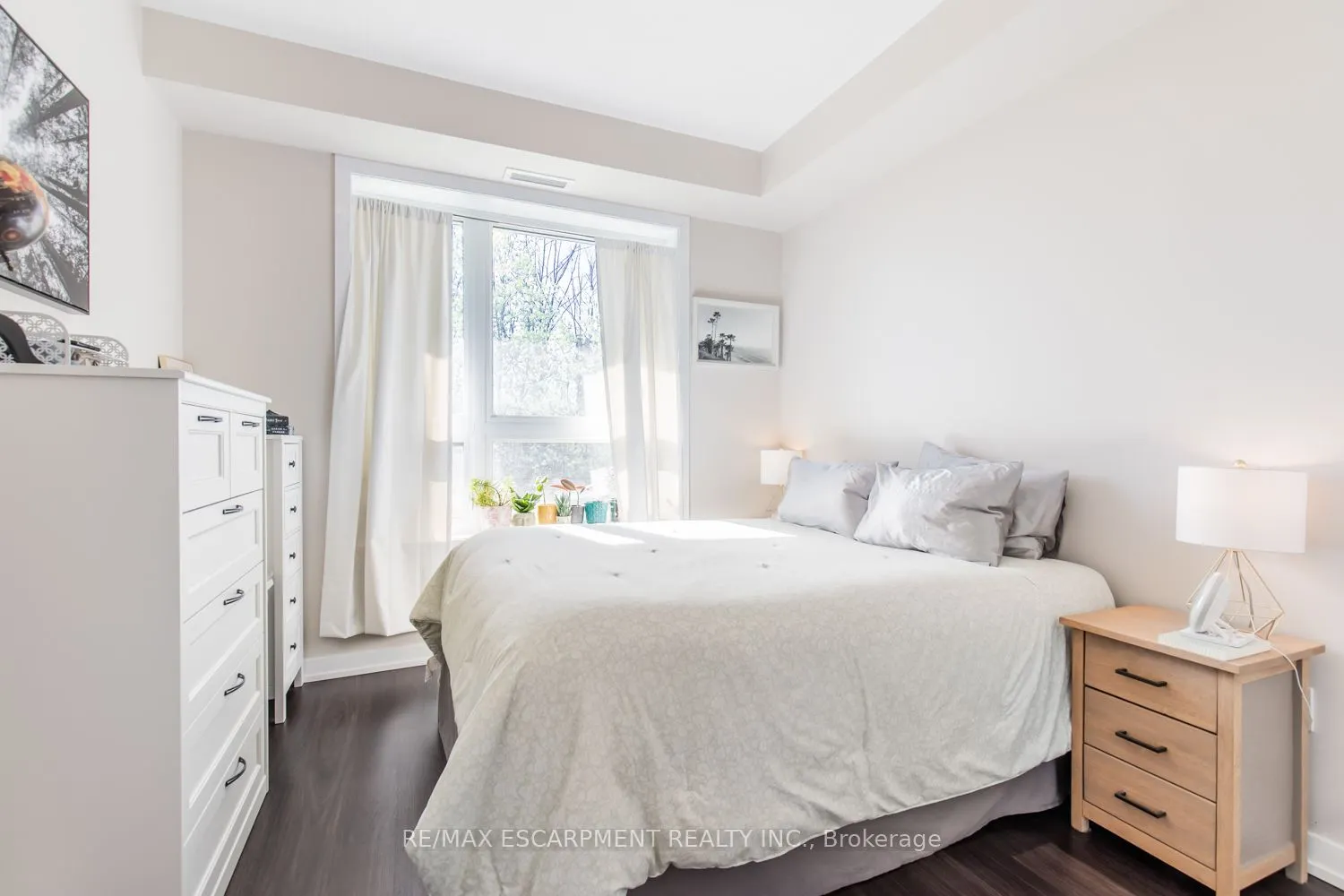 125 Shoreview Place, #116