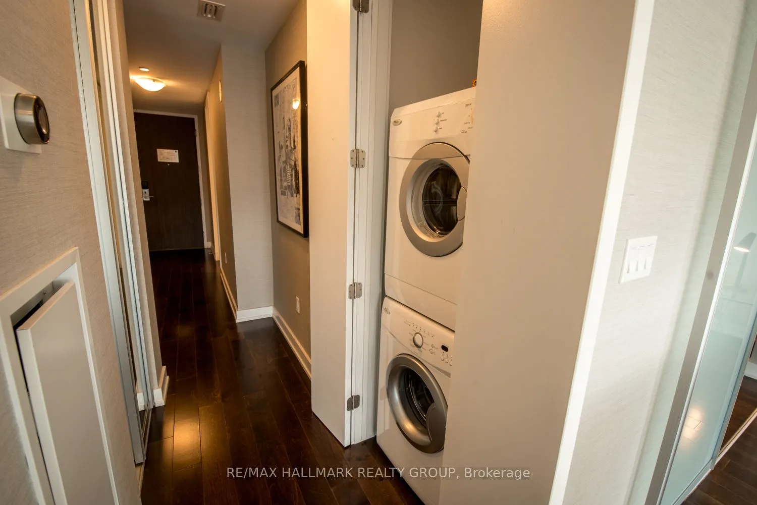 111 Champagne Avenue, #1902