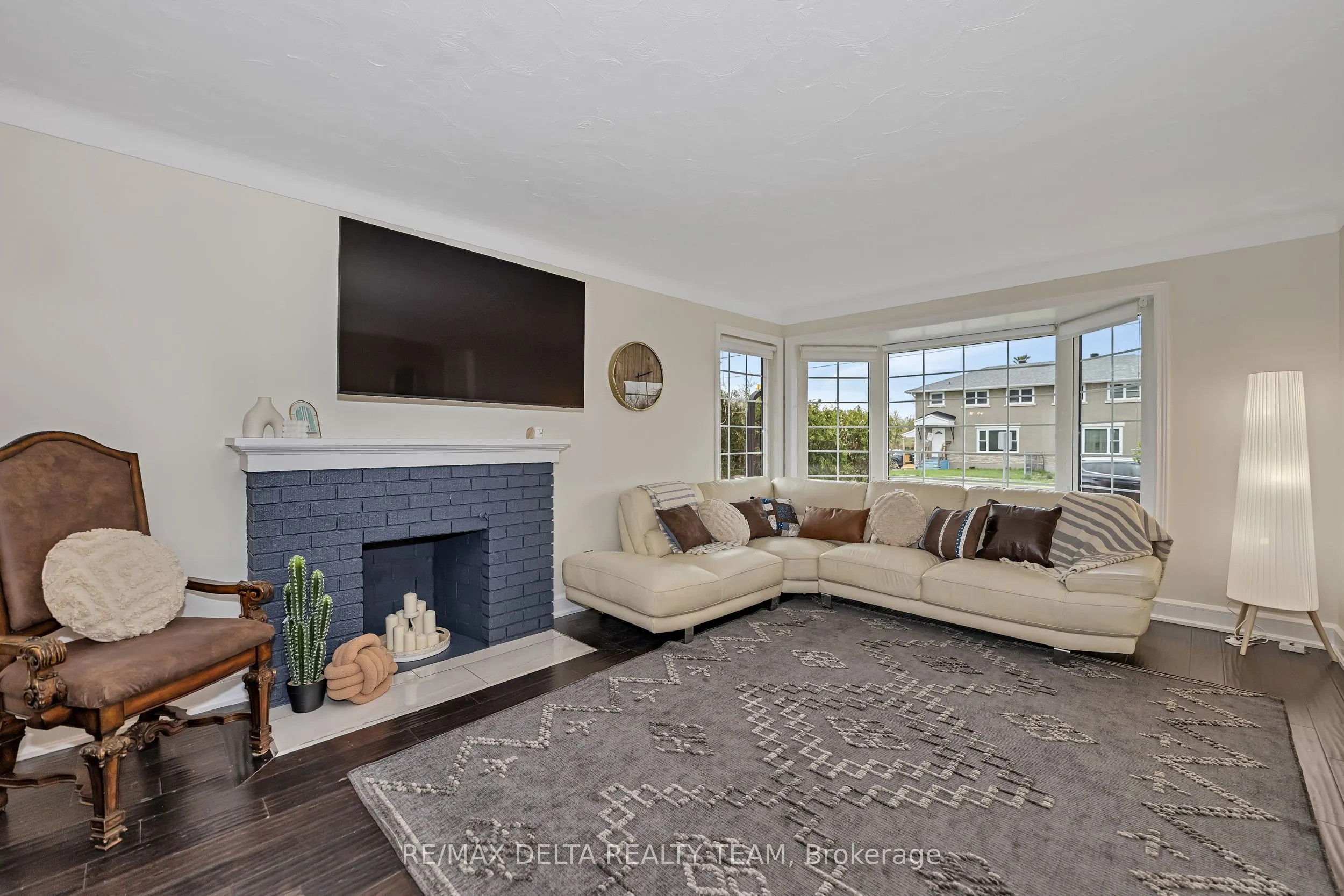 706 Smyth Road