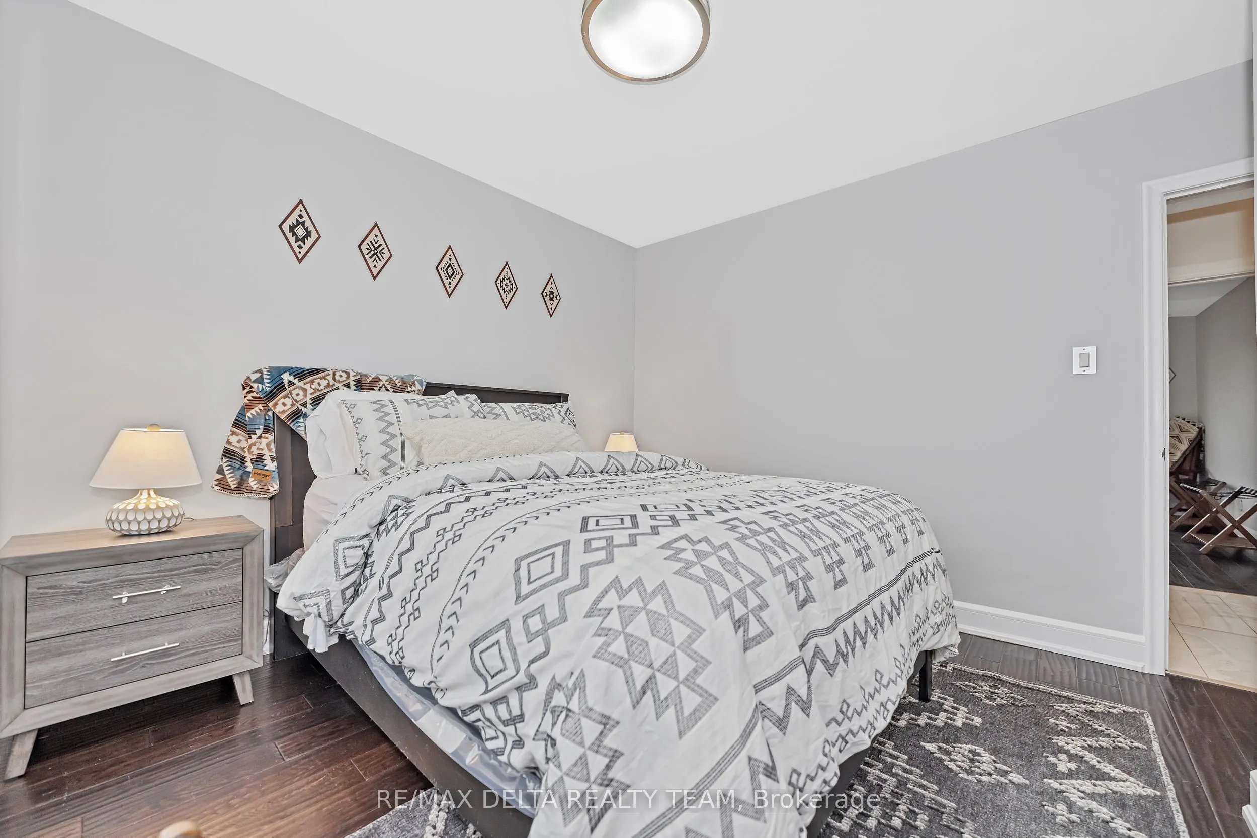 706 Smyth Road