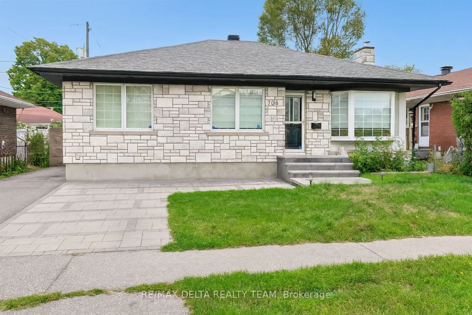 706 Smyth Road