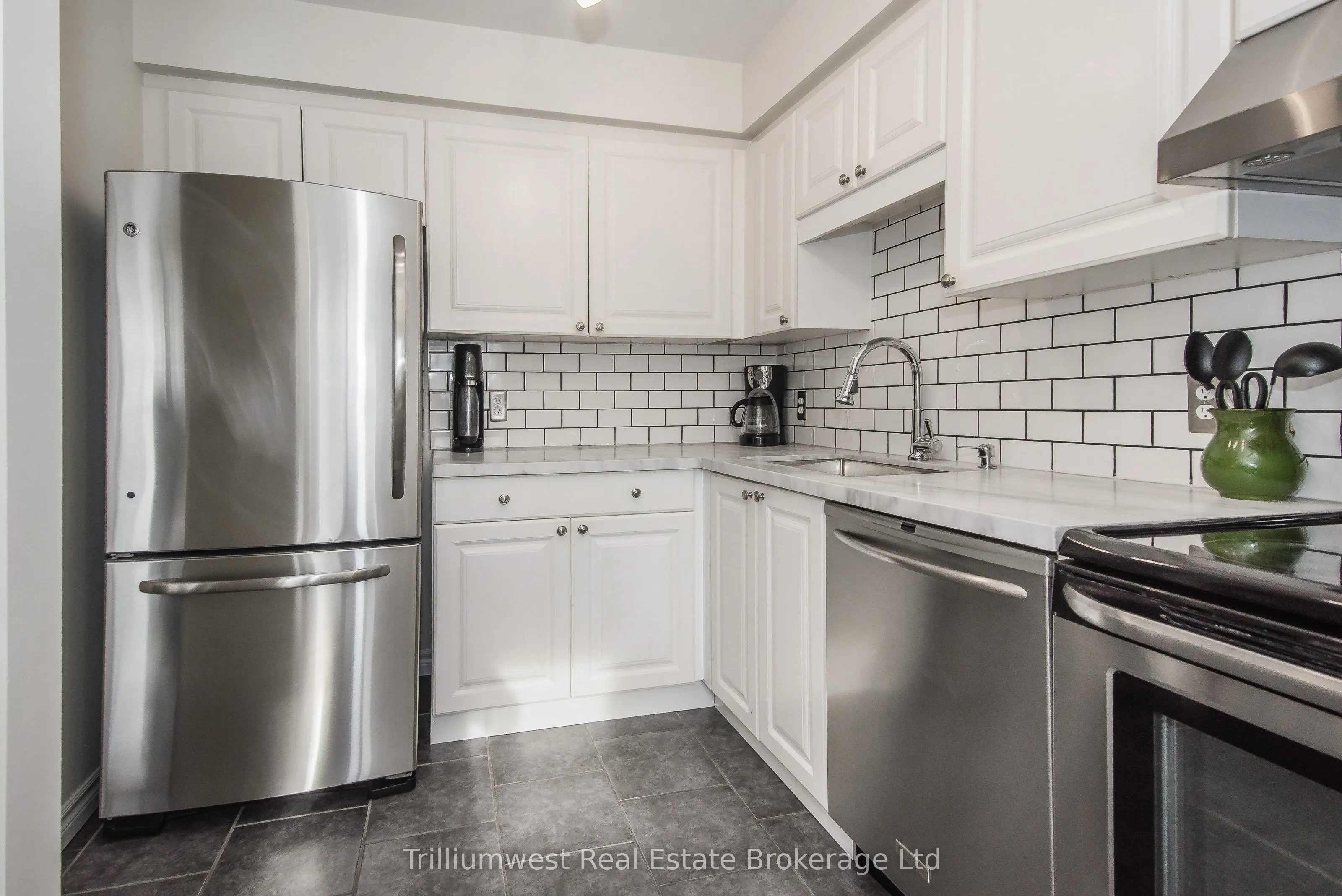 350 Erbsville Road, #7