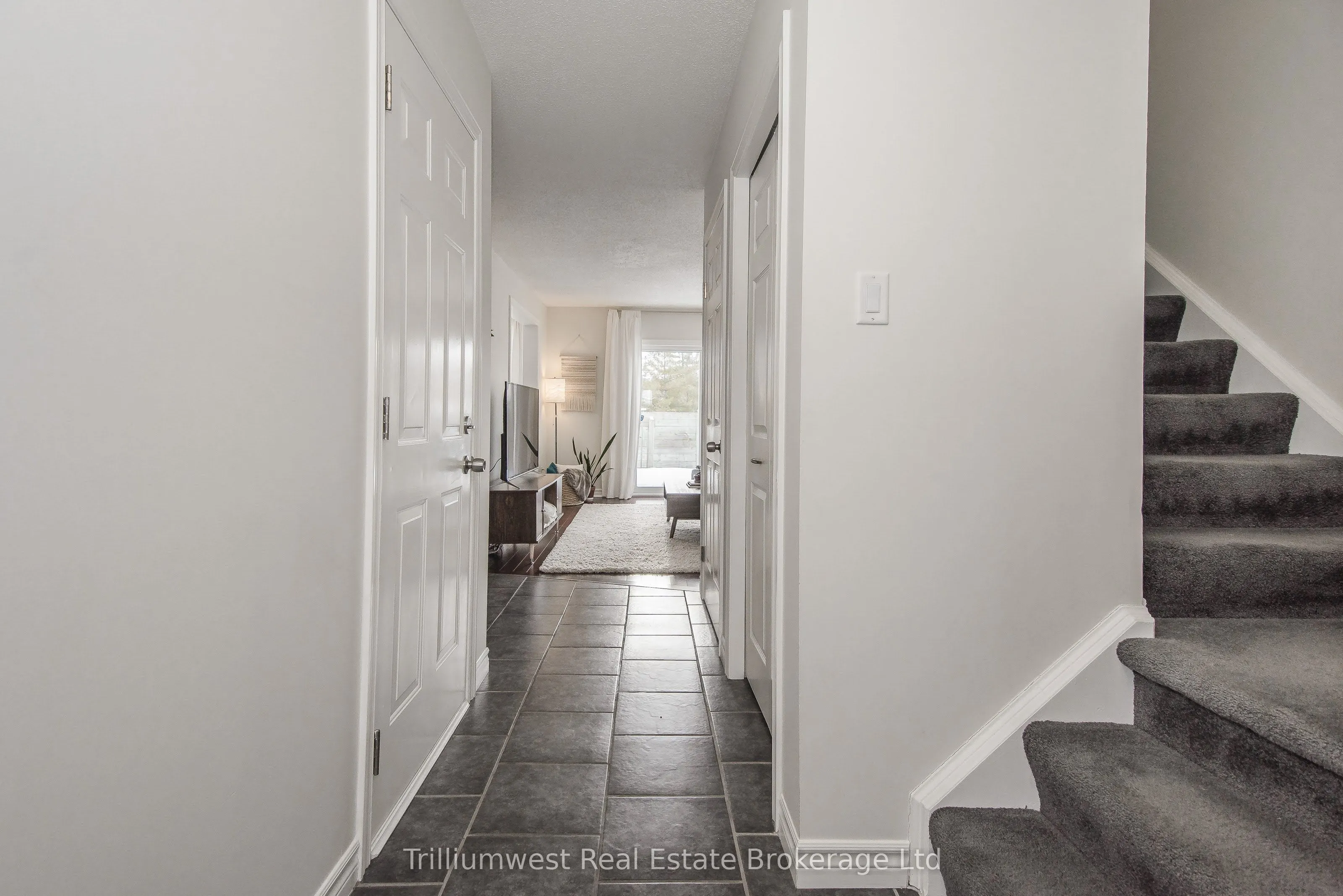 350 Erbsville Road, #7