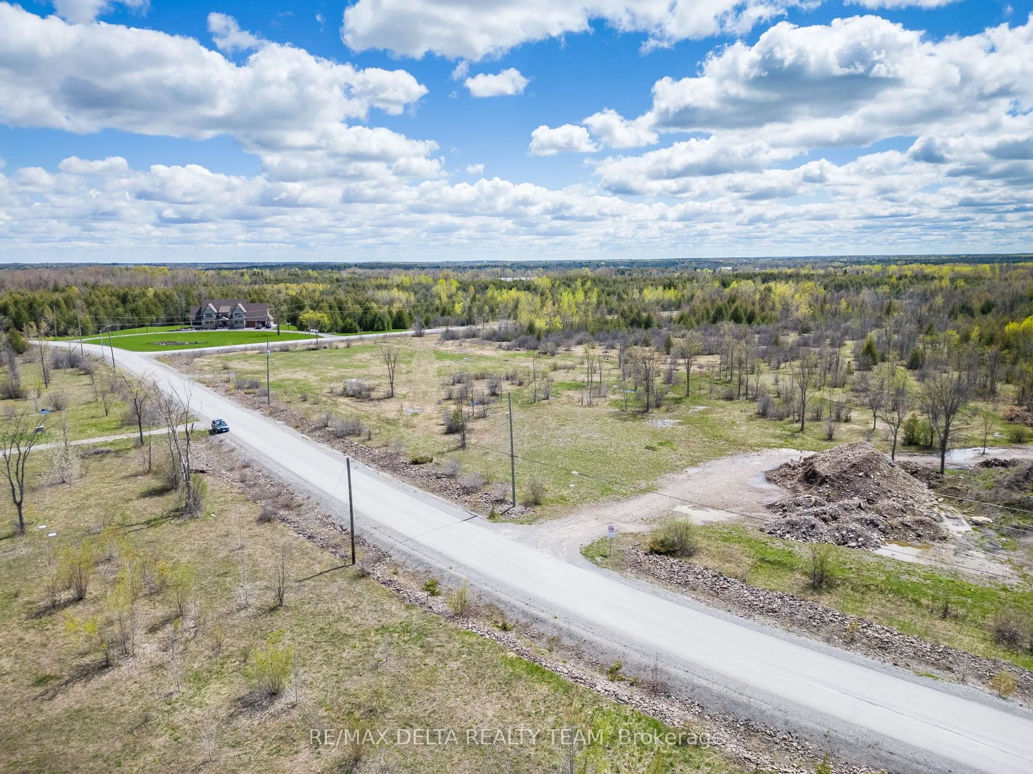 7890 IVESON Drive