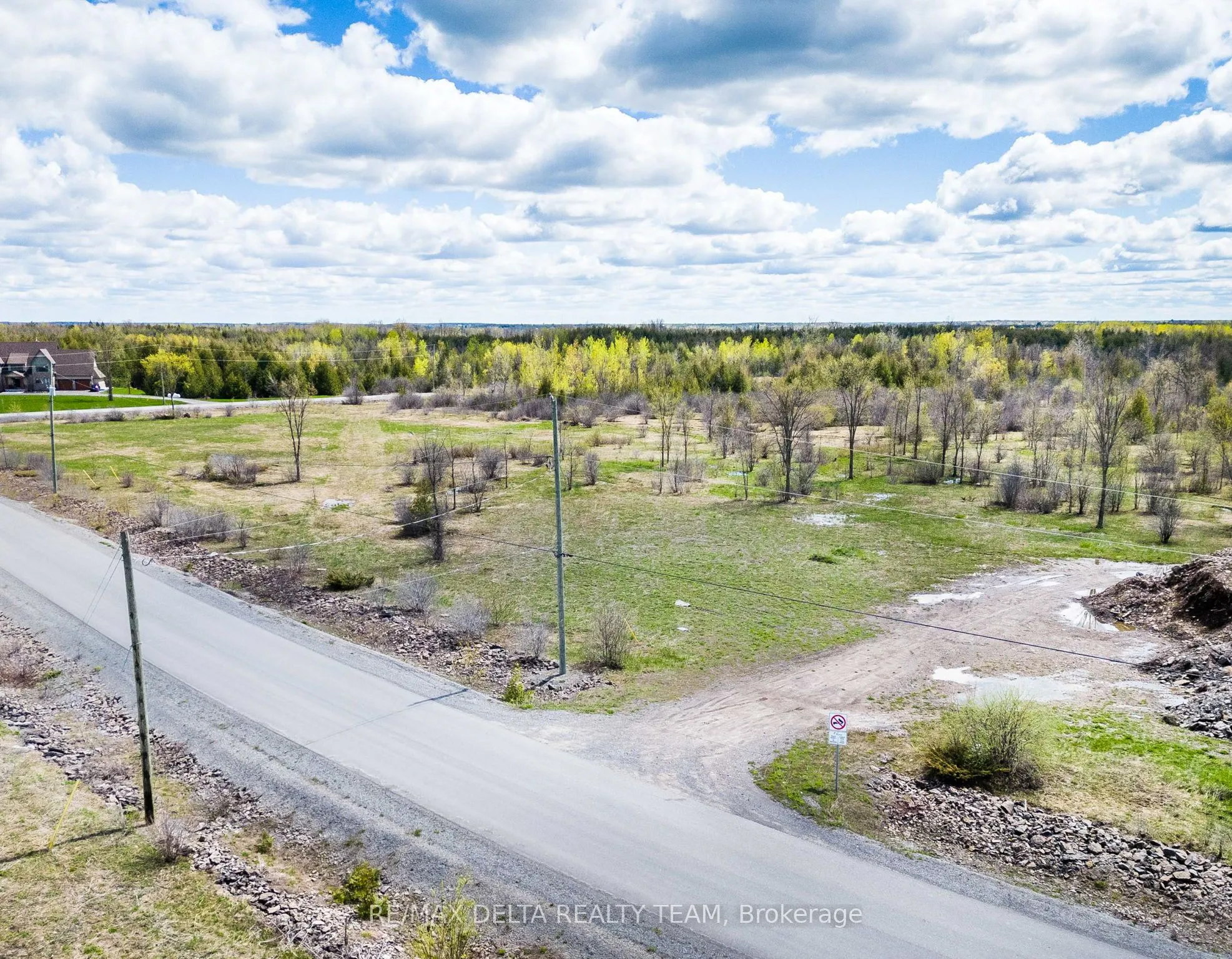 7890 IVESON Drive