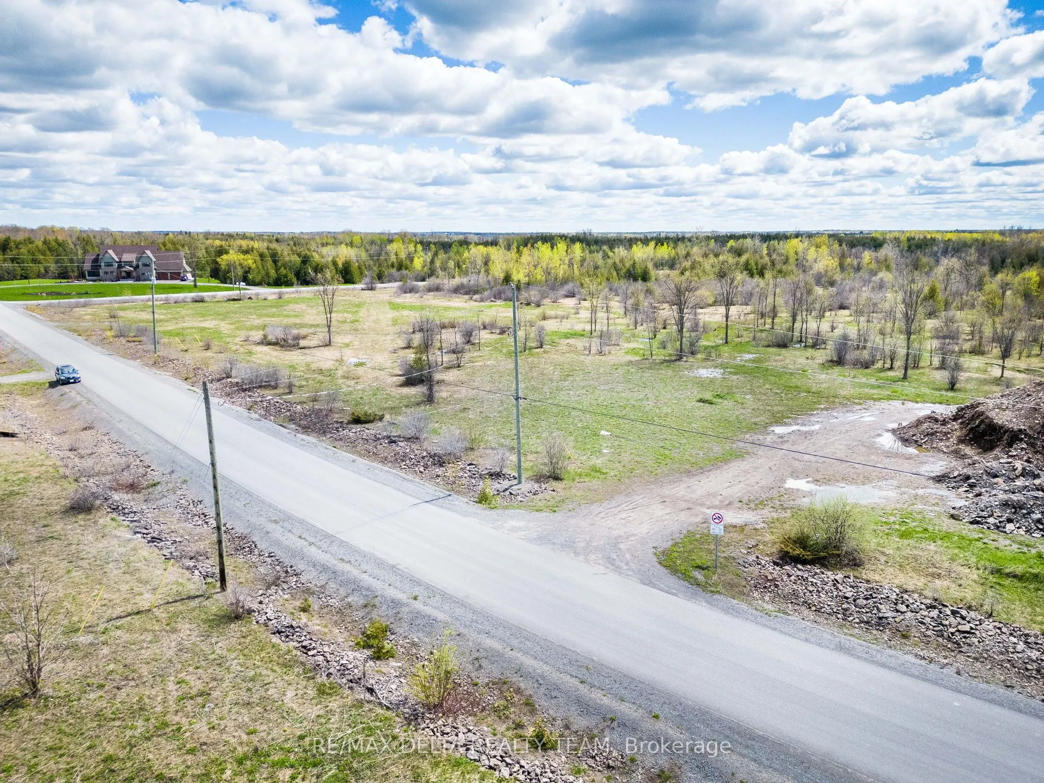 7890 IVESON Drive