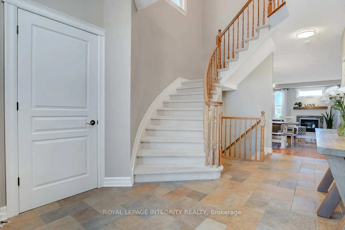 165 Saltspring Private