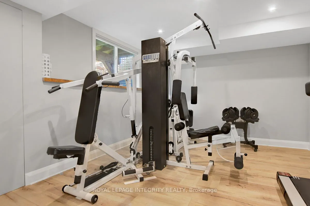 165 Saltspring Private
