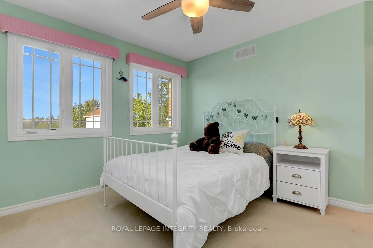 165 Saltspring Private