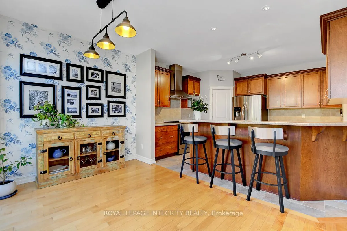 165 Saltspring Private