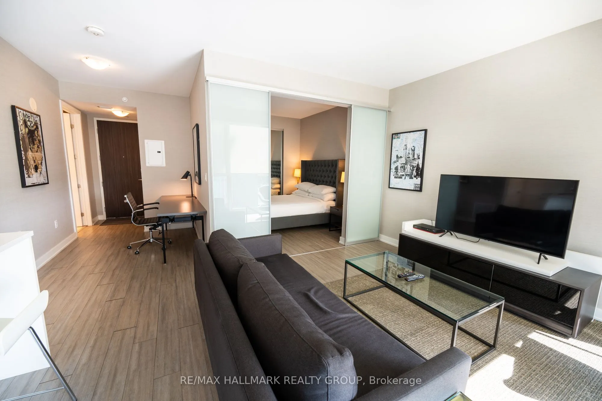 111 Champagne Avenue #611
