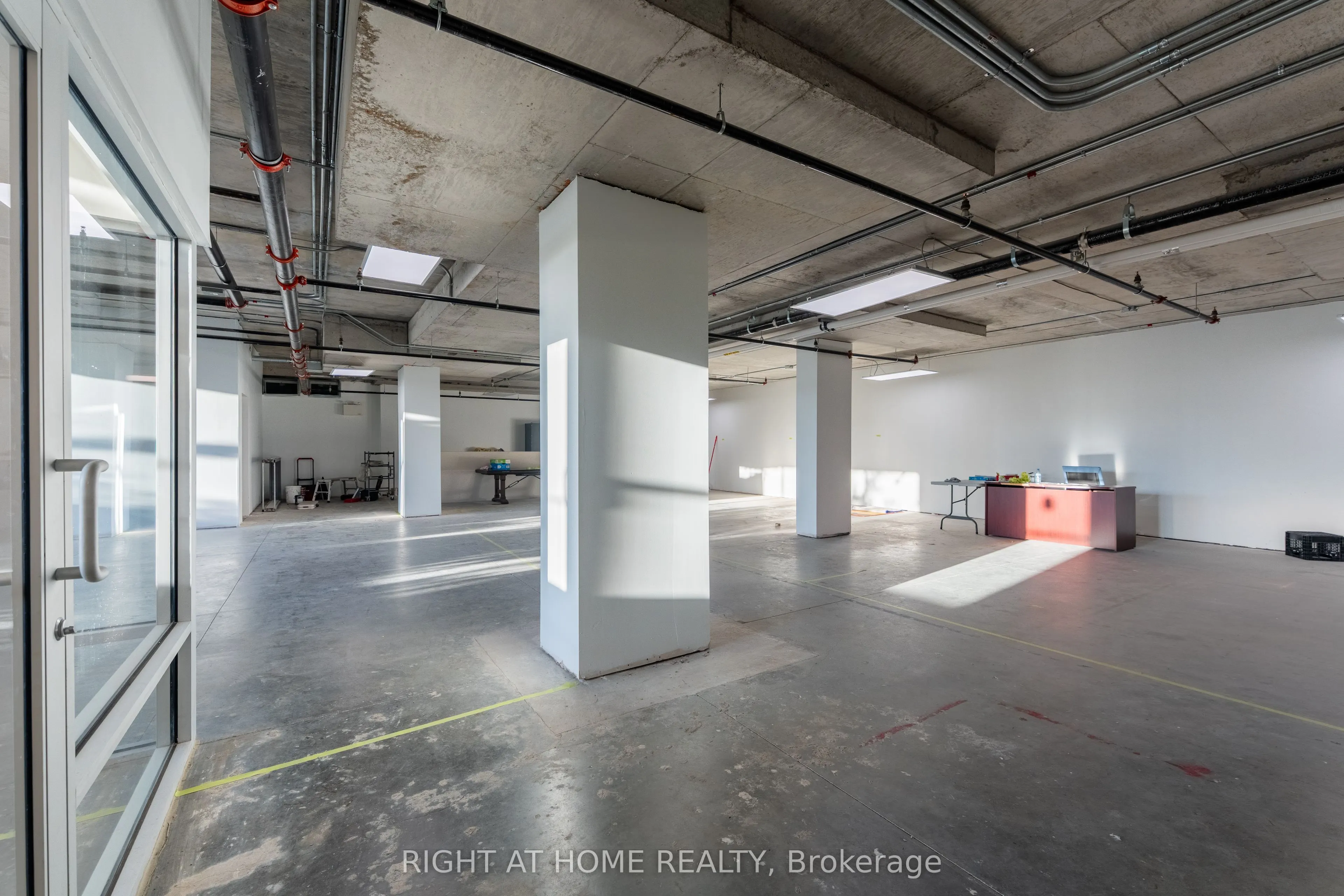 1637 BANK Street, #101