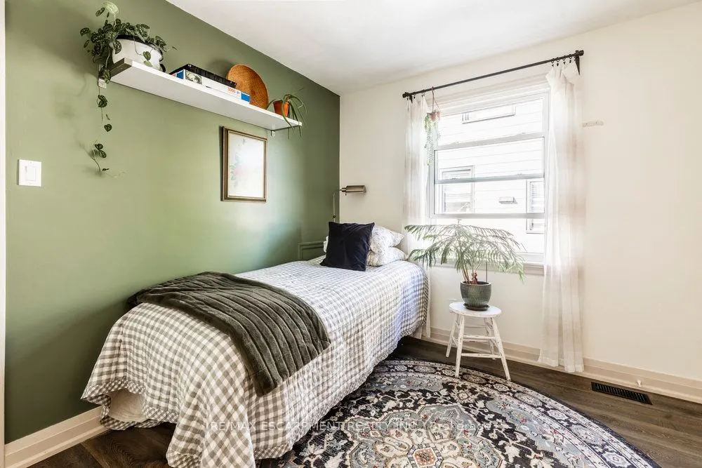 80 East 39th Street