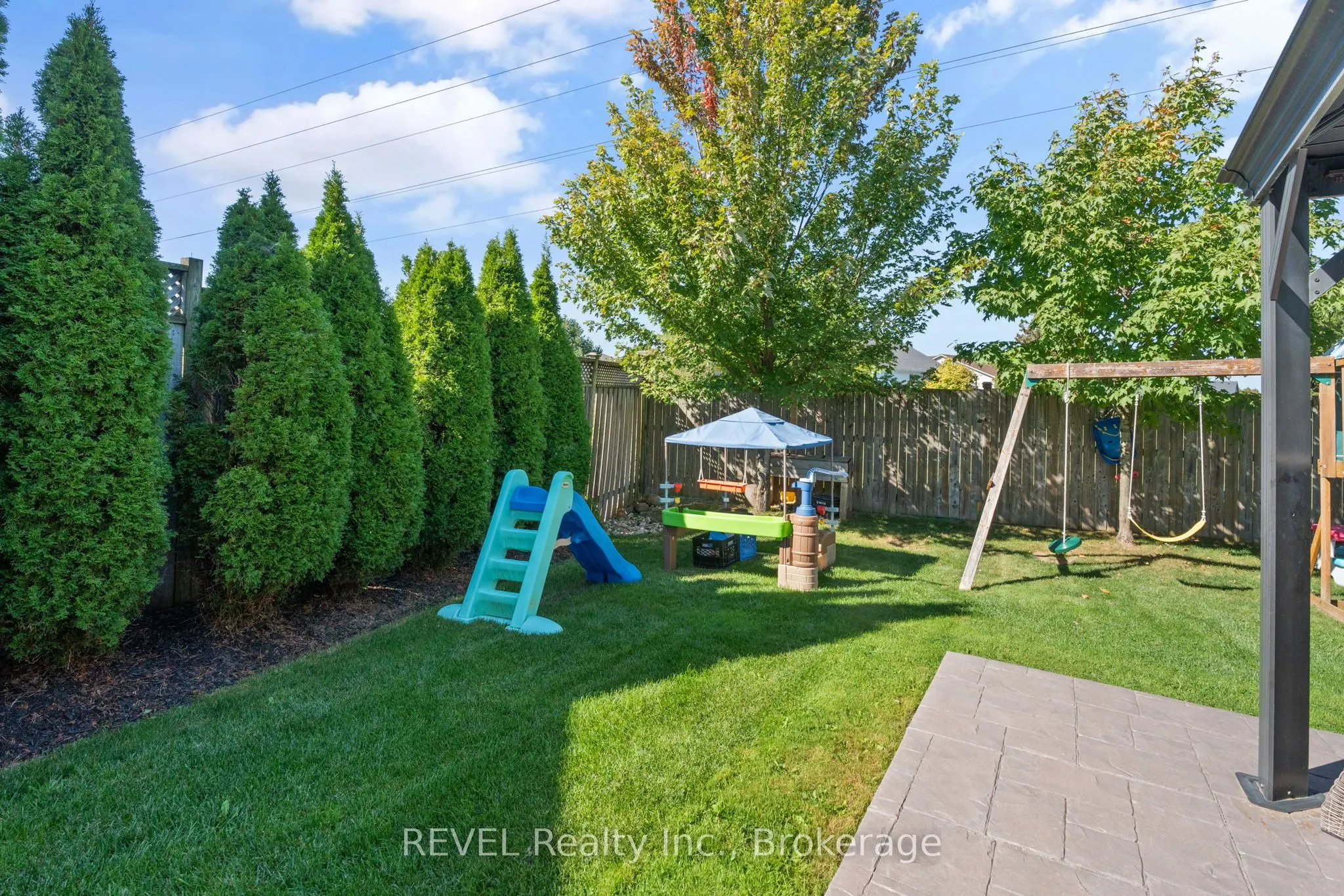 4491 DAWN Crescent