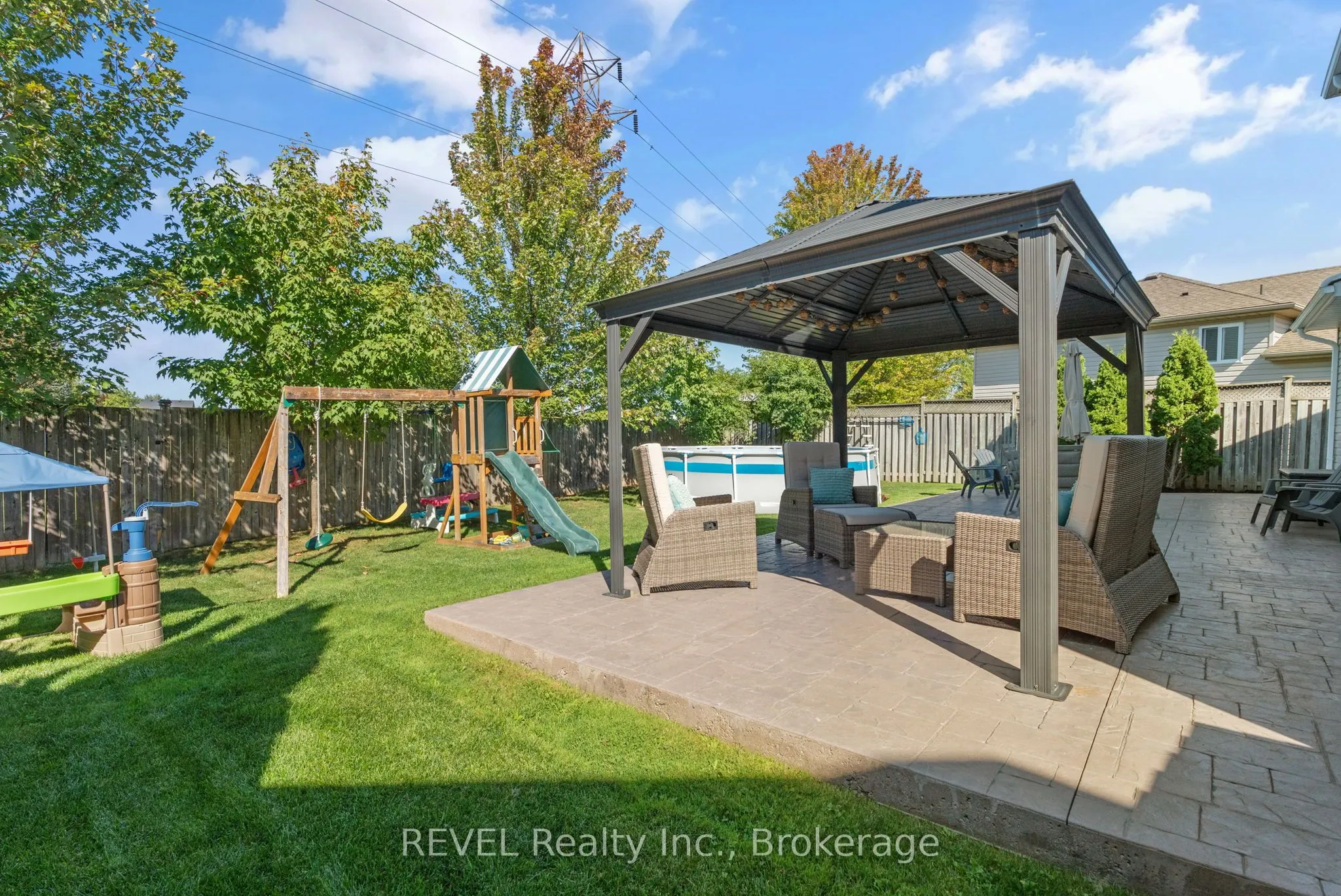 4491 DAWN Crescent