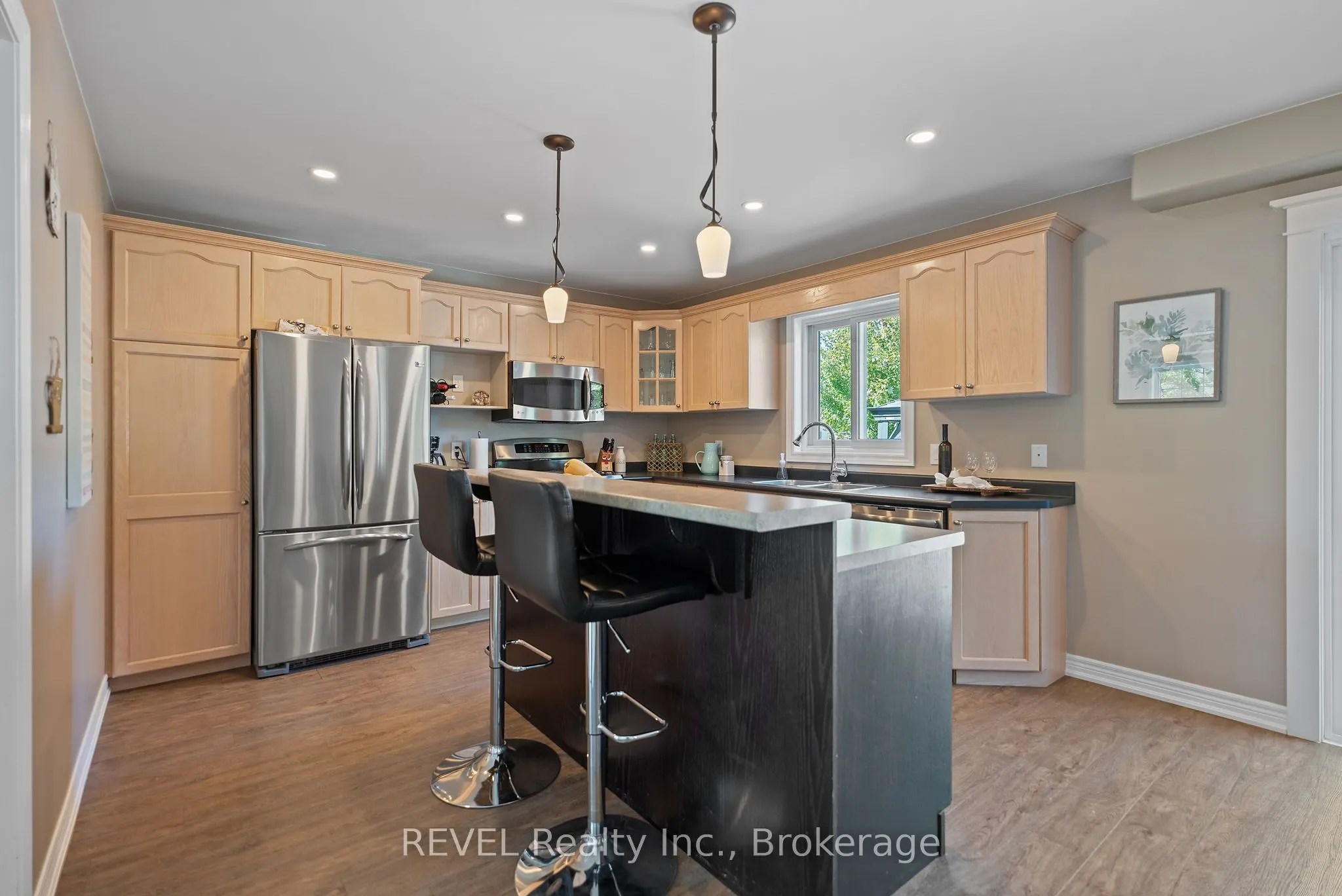 4491 DAWN Crescent