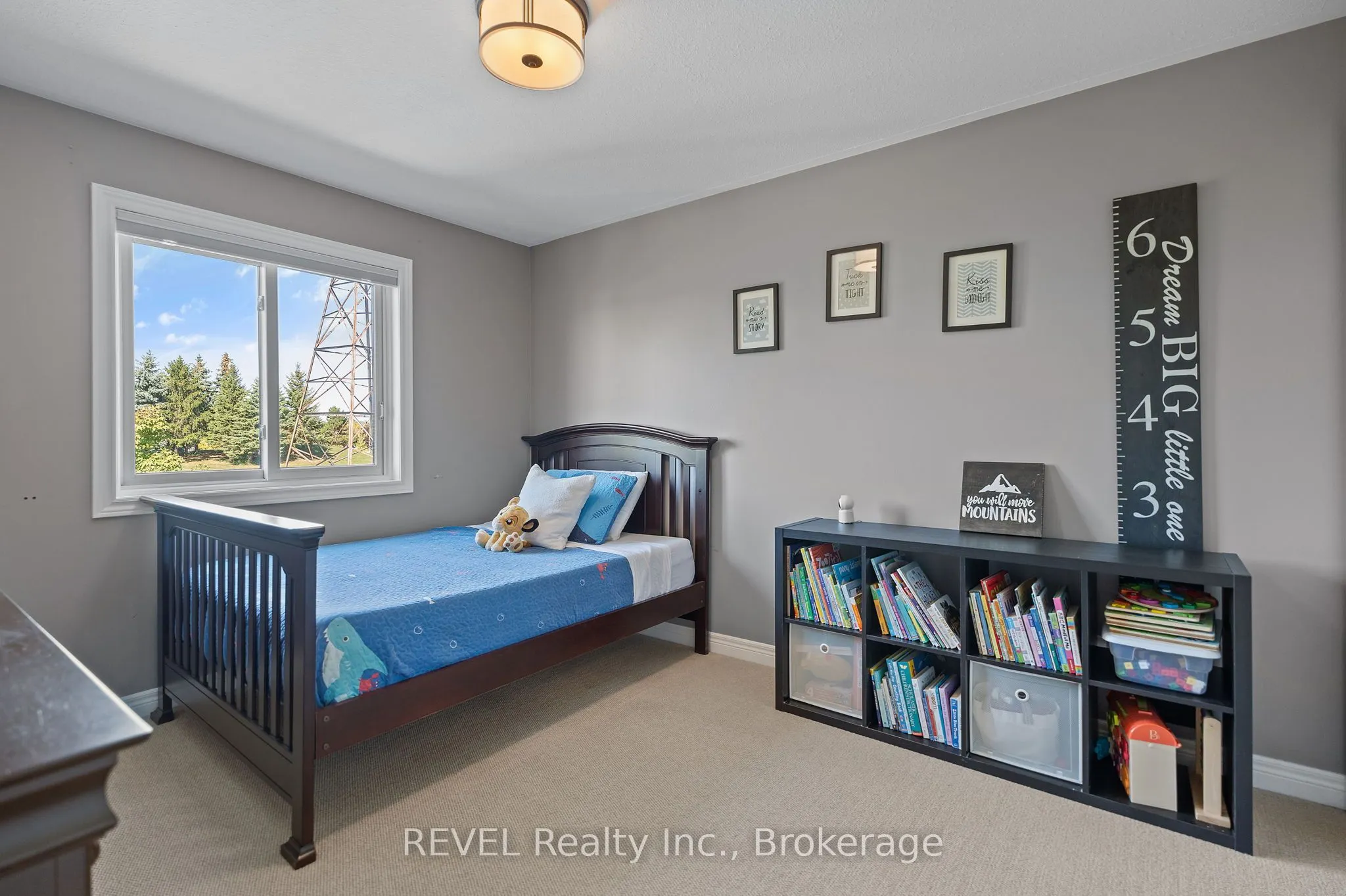 4491 DAWN Crescent