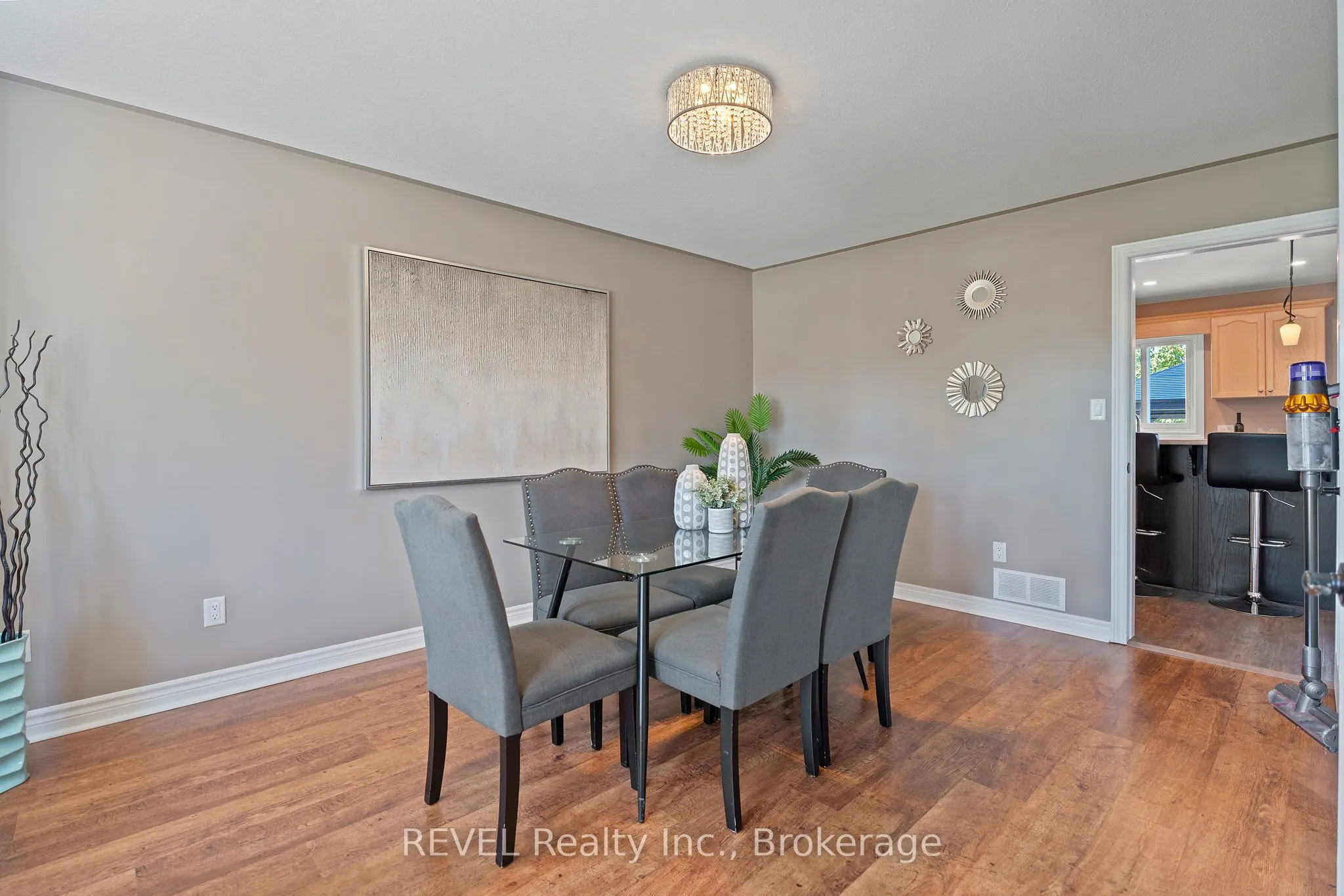 4491 DAWN Crescent
