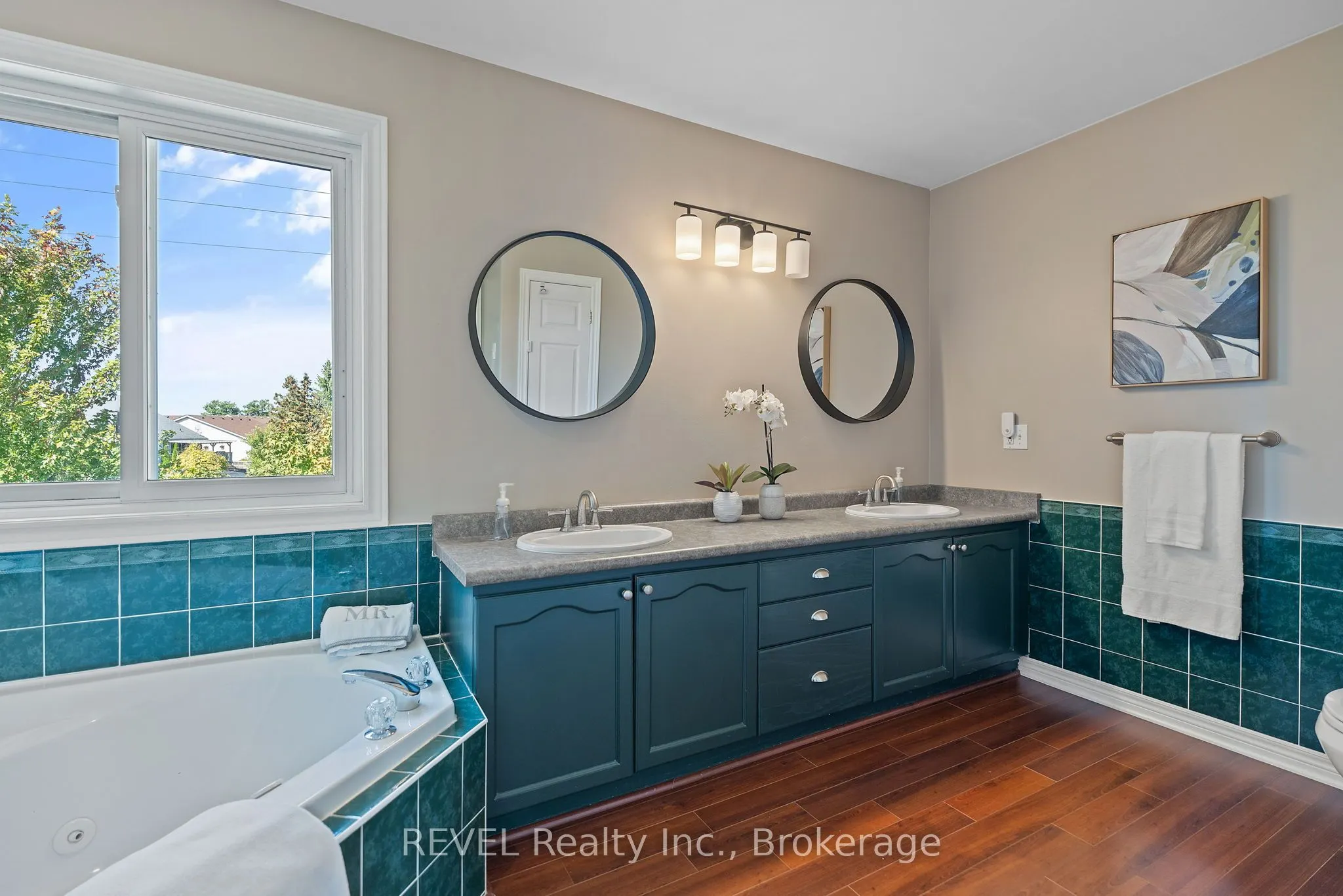 4491 DAWN Crescent