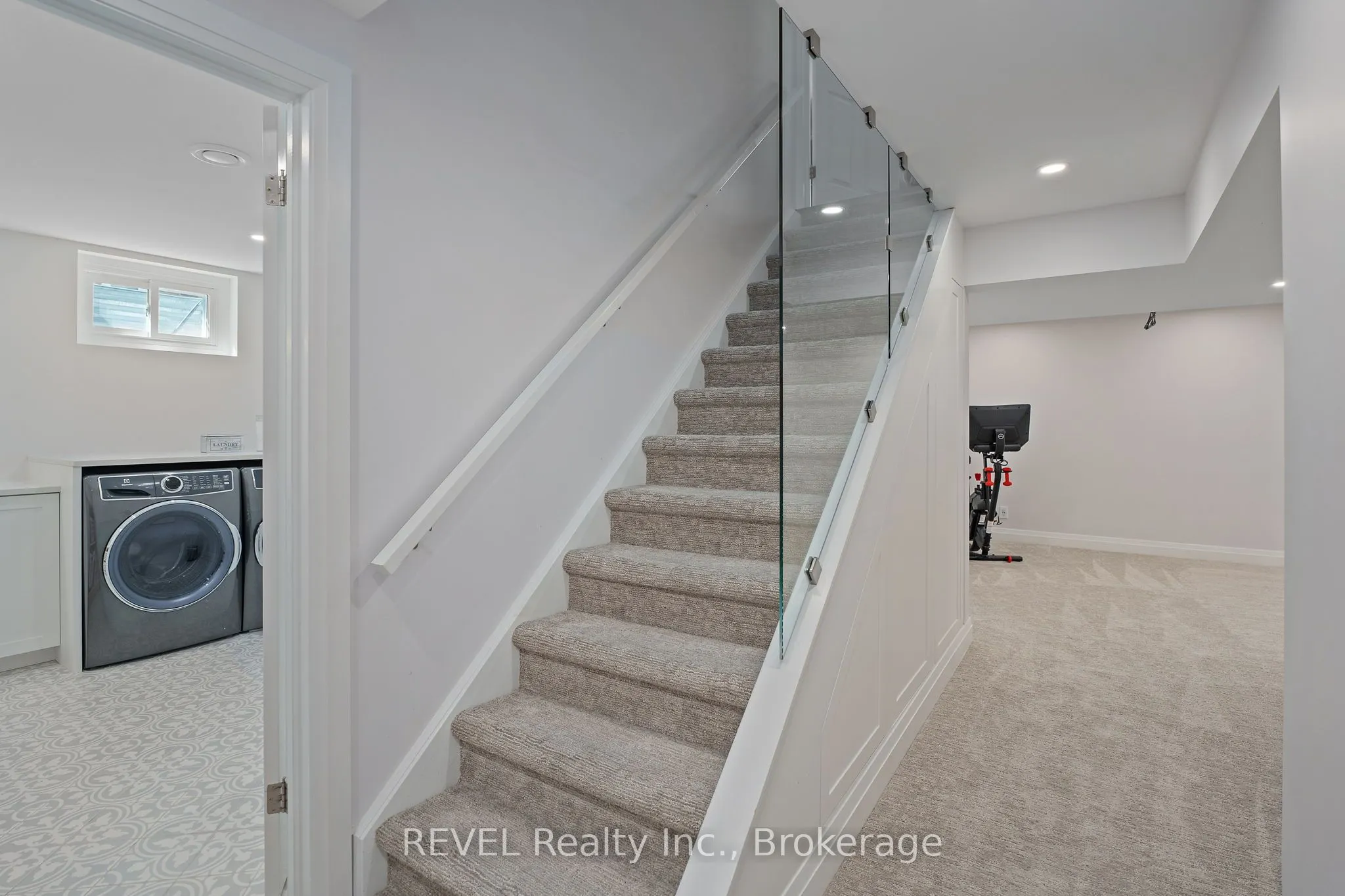 4491 DAWN Crescent