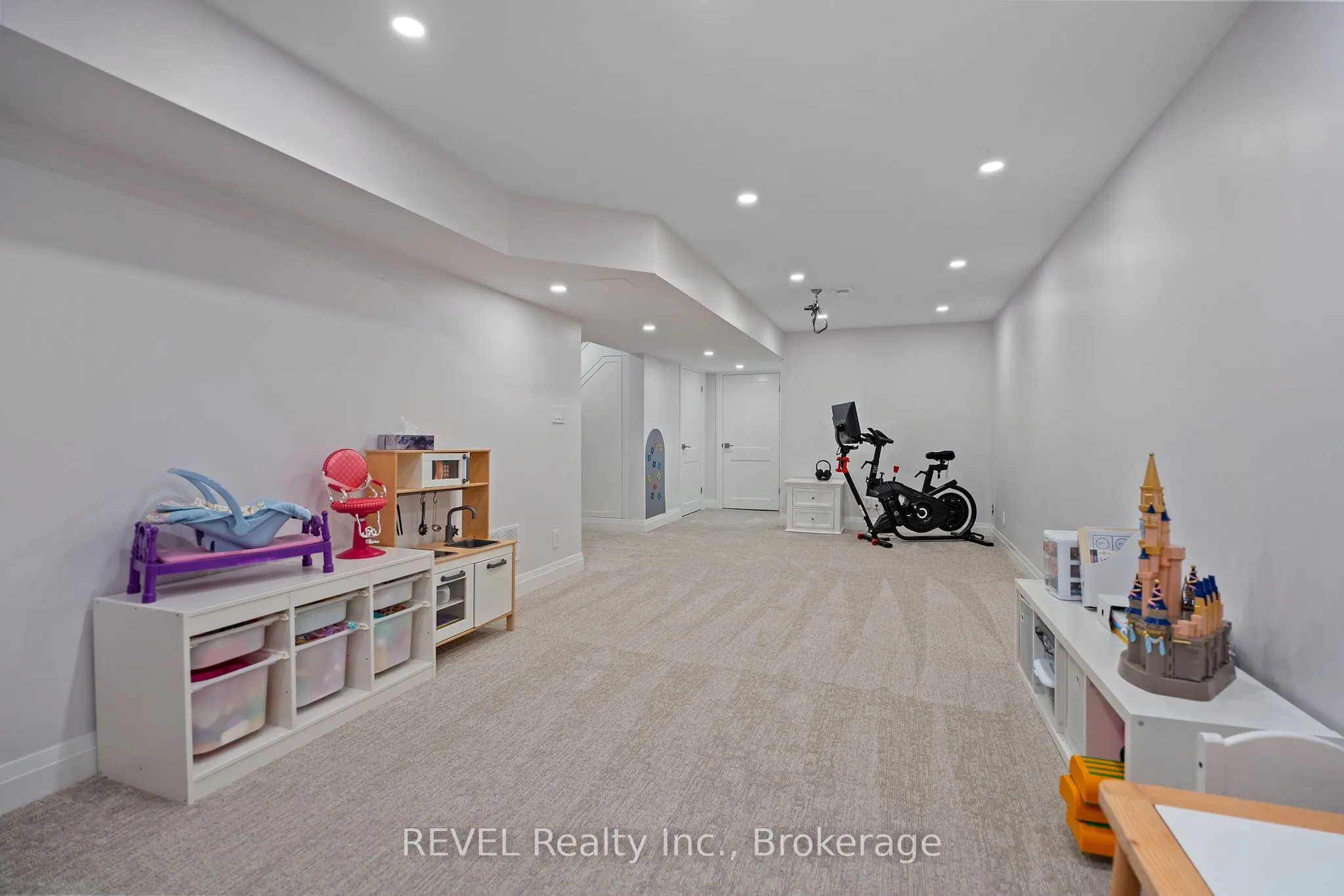 4491 DAWN Crescent