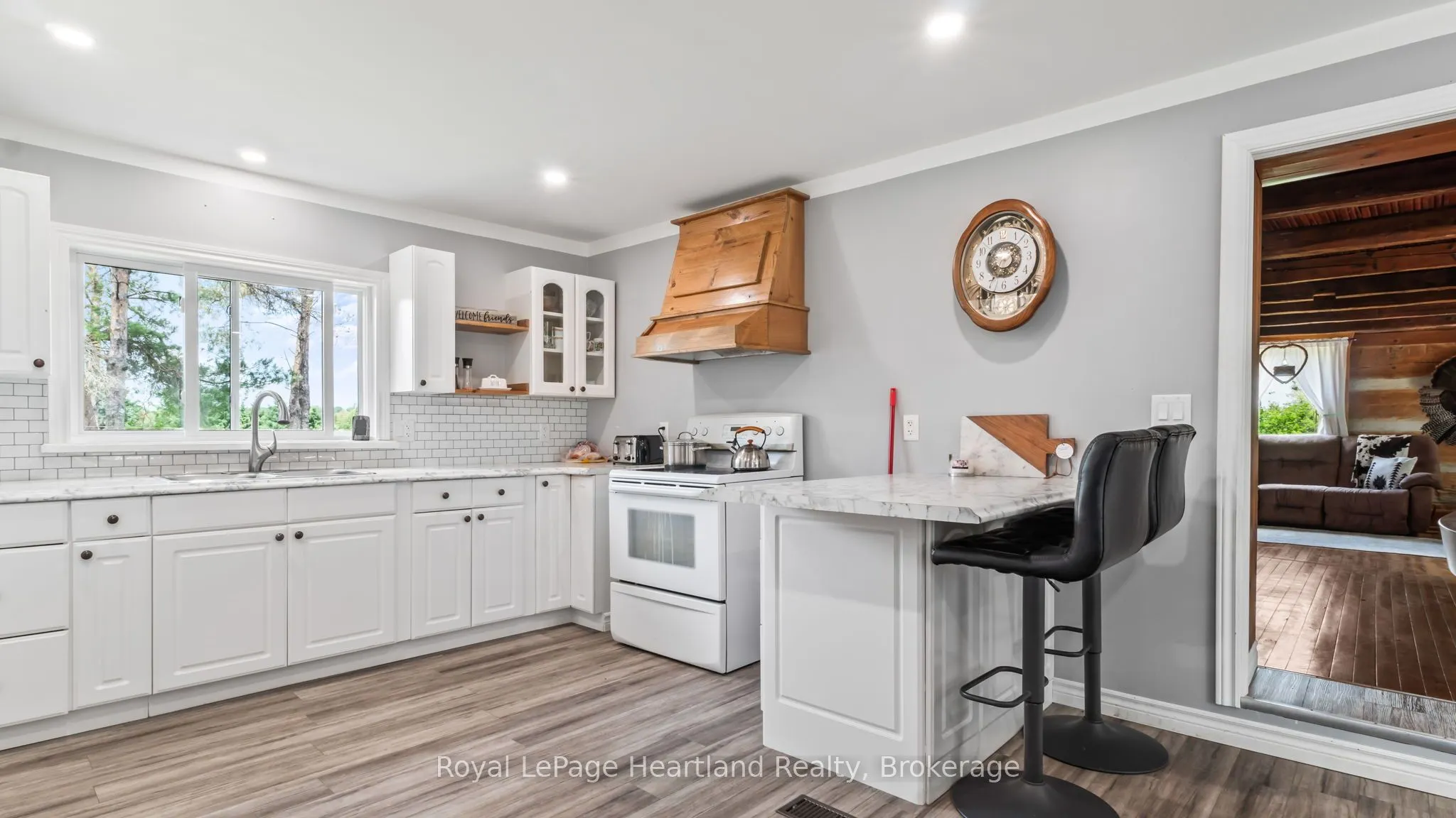 341149 Grey Rd 28