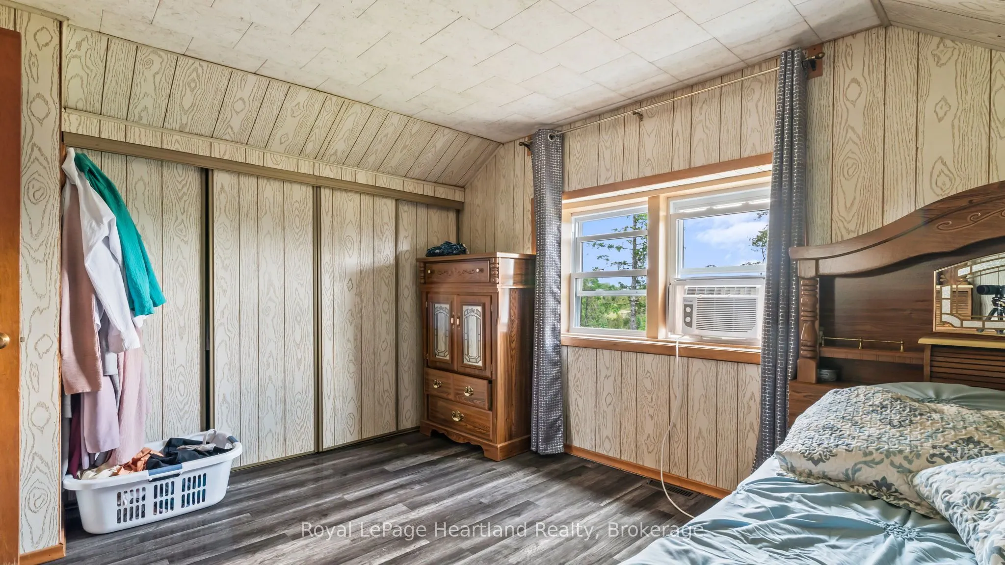 341149 Grey Rd 28