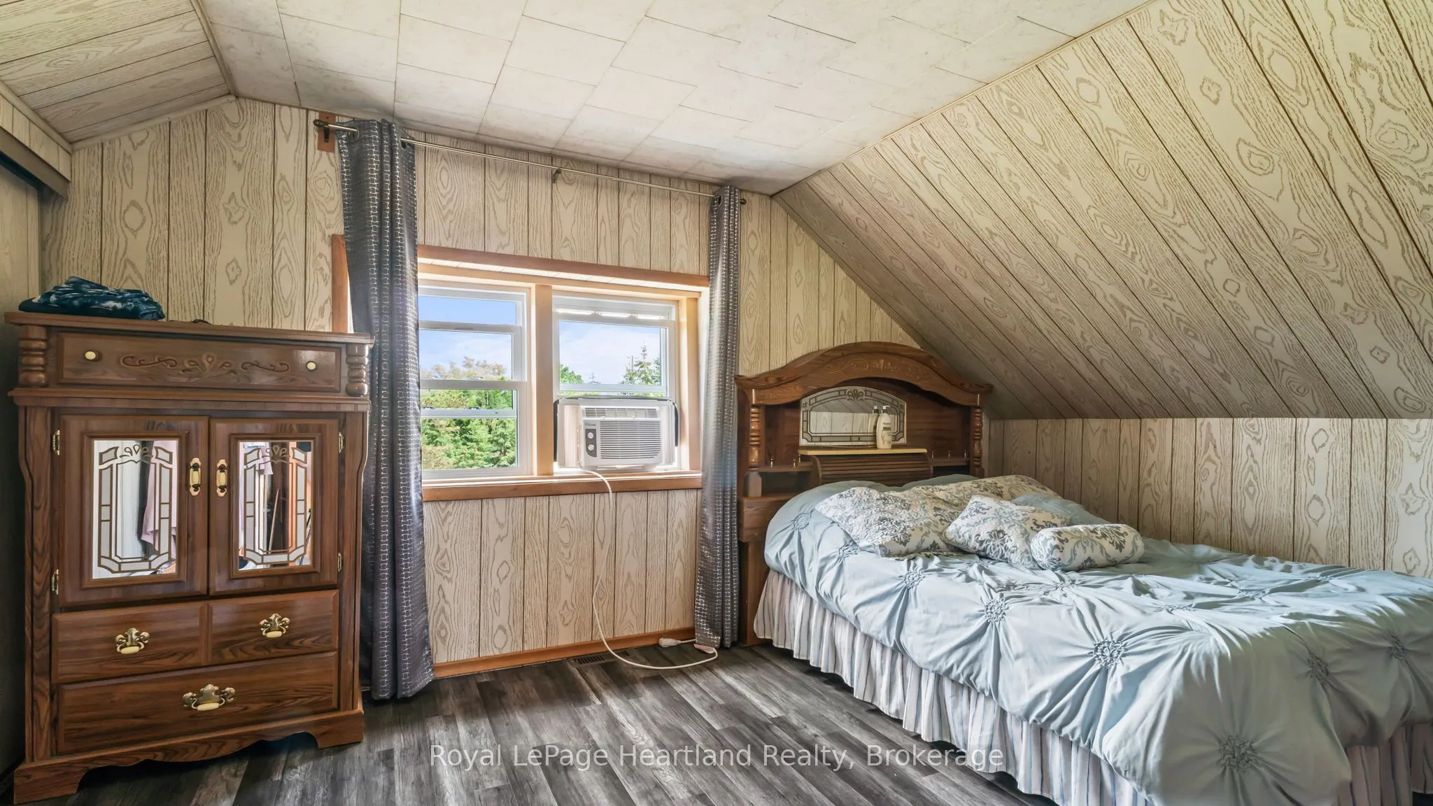 341149 Grey Rd 28