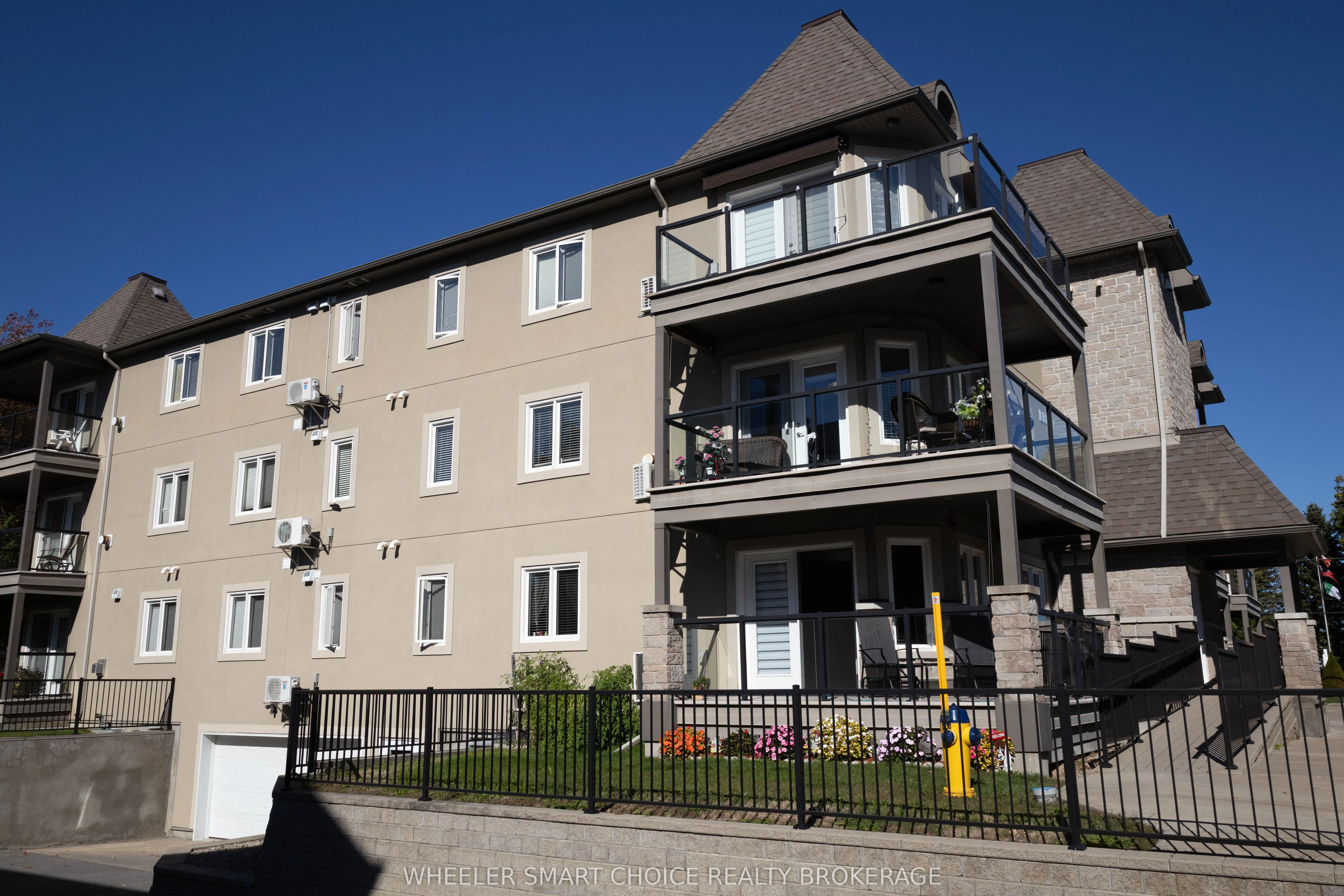 775 Brefeuf Street, #206