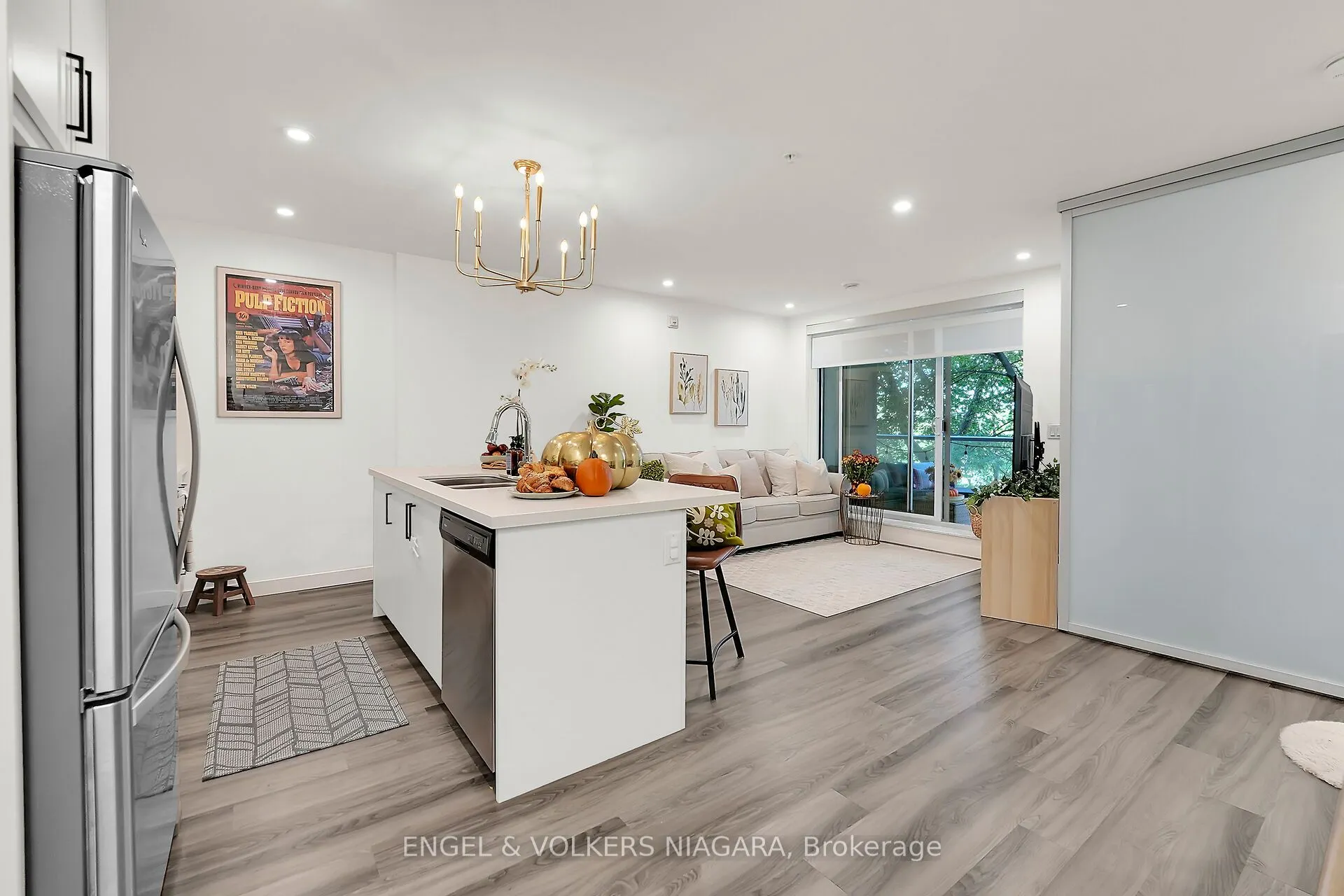 479 Charlton Avenue E, #106