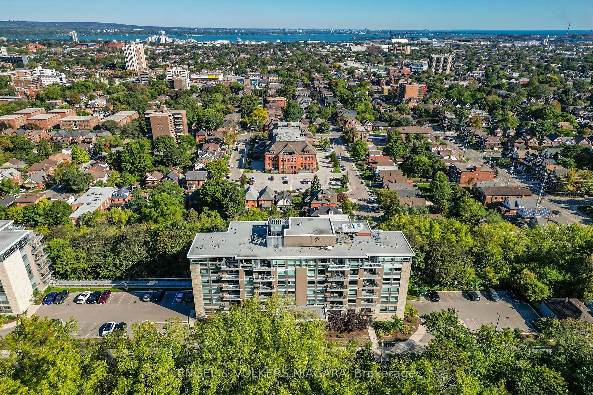 479 Charlton Avenue E, #106