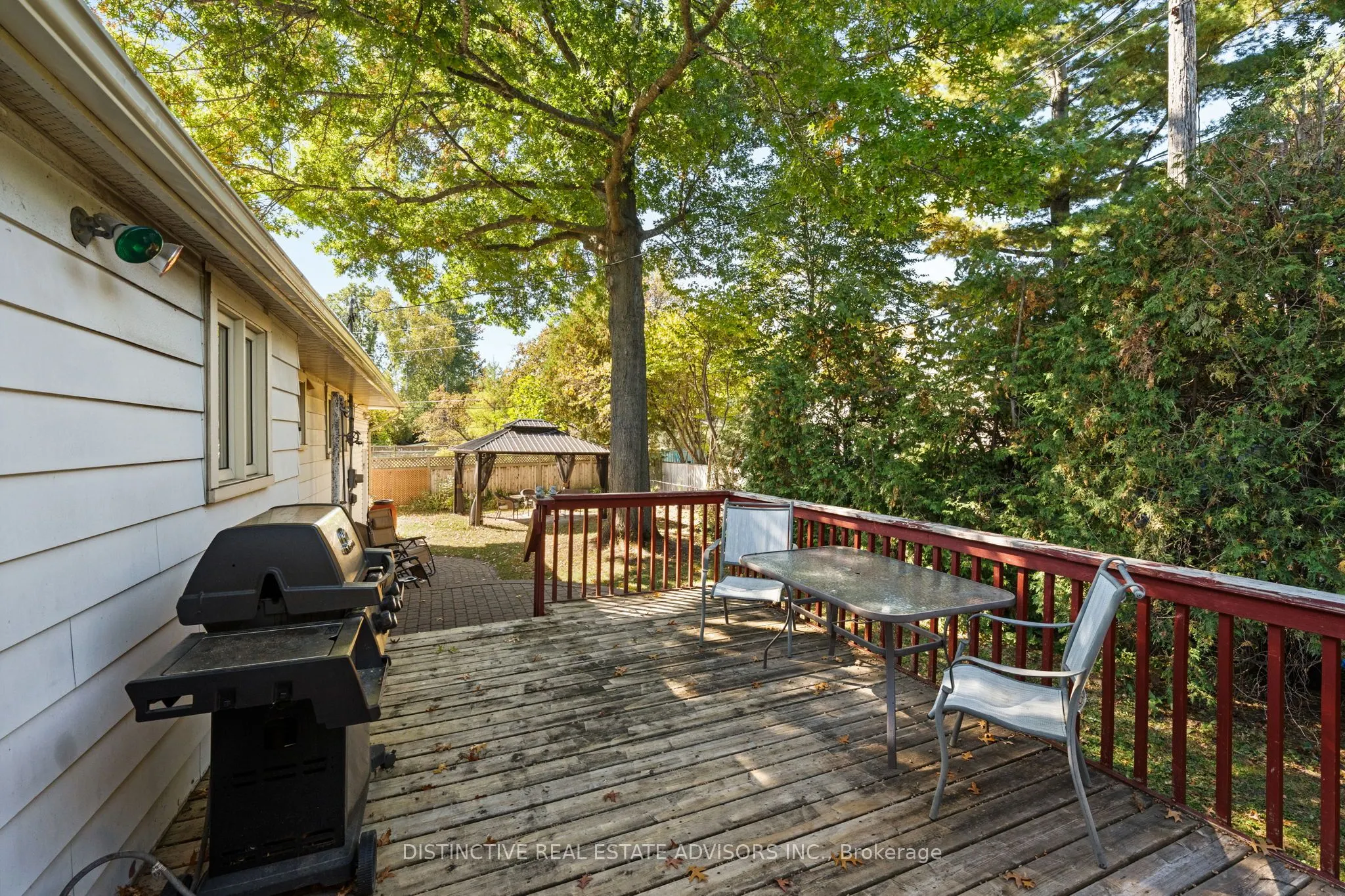 589 Noble Crescent