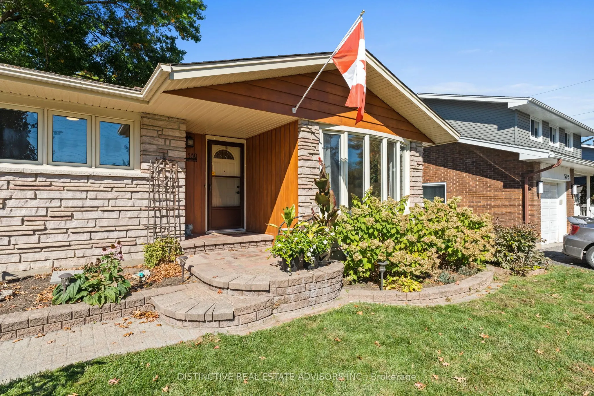 589 Noble Crescent