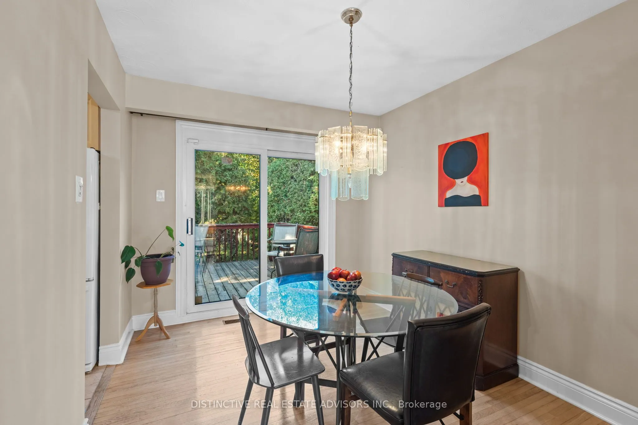 589 Noble Crescent