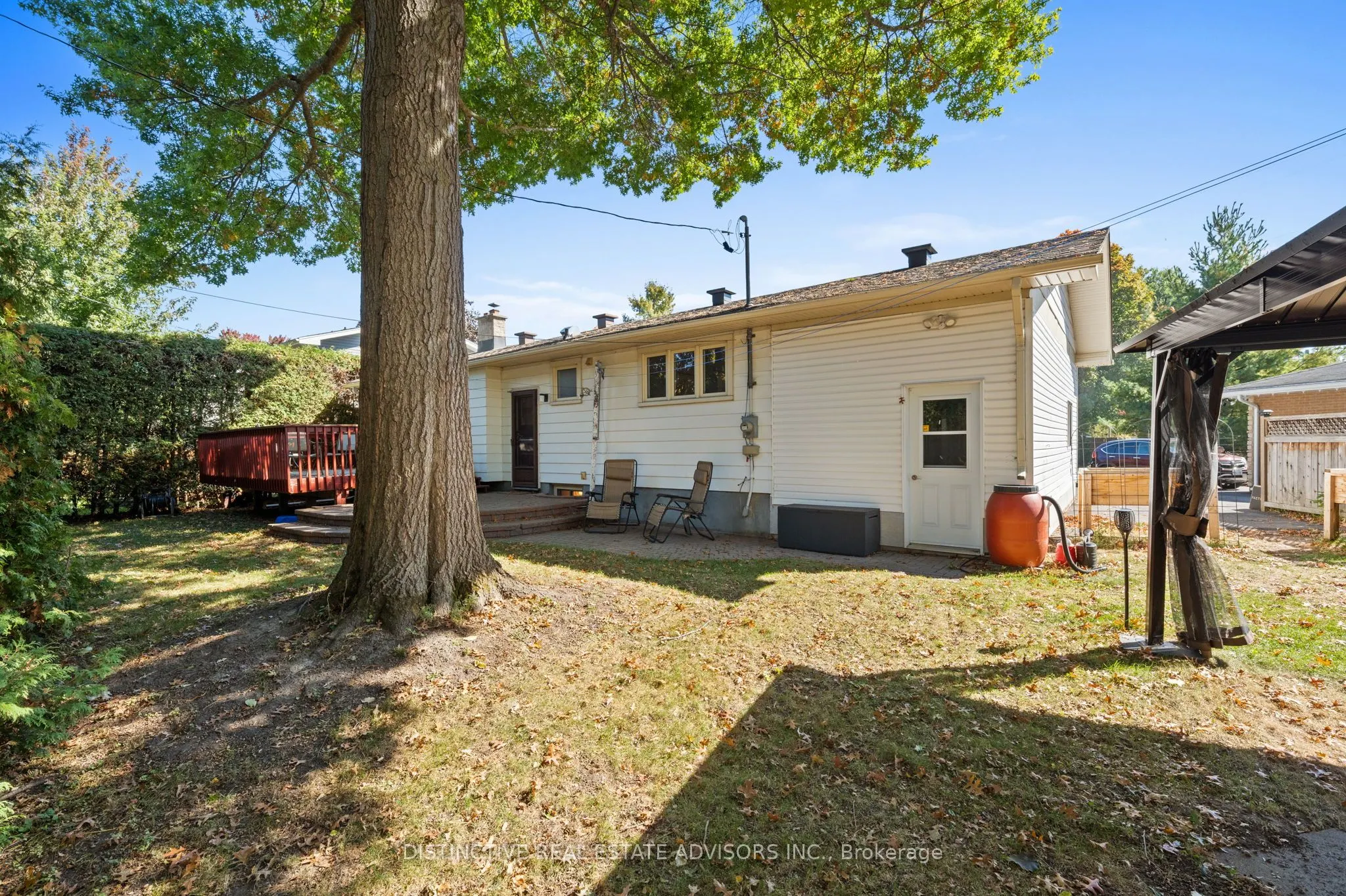 589 Noble Crescent