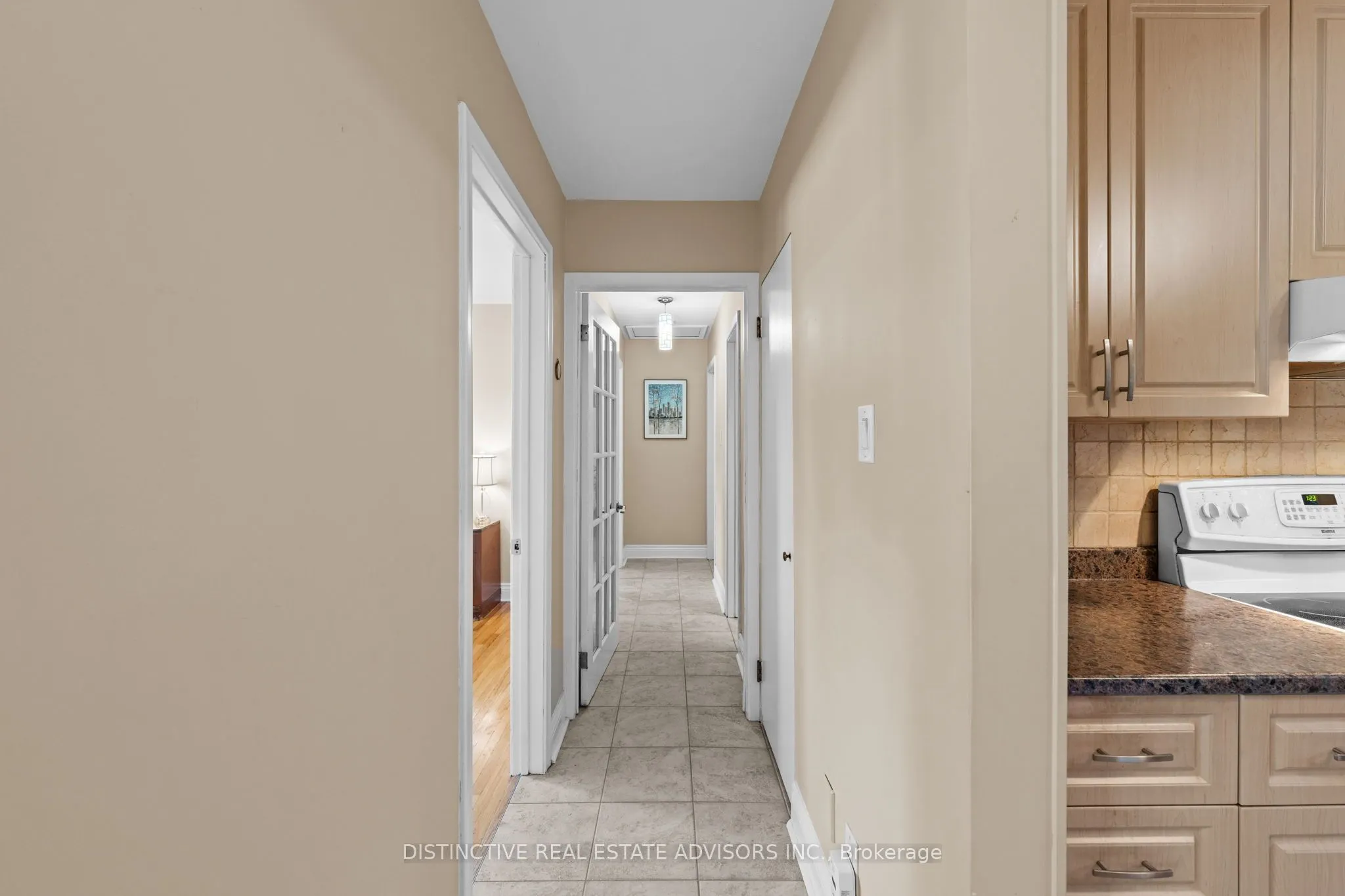 589 Noble Crescent