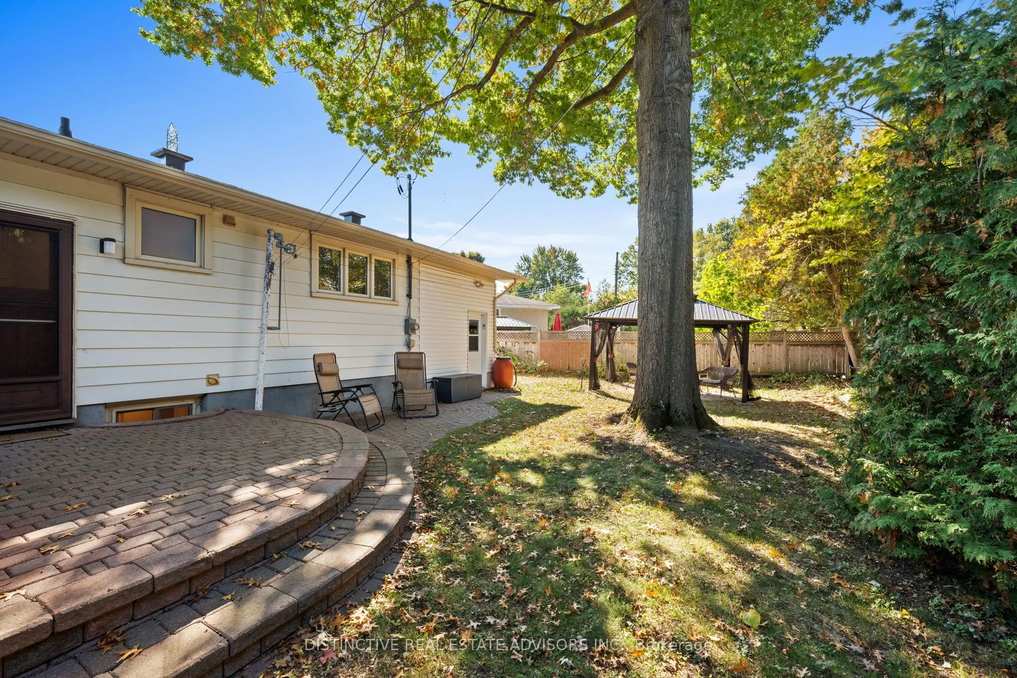 589 Noble Crescent
