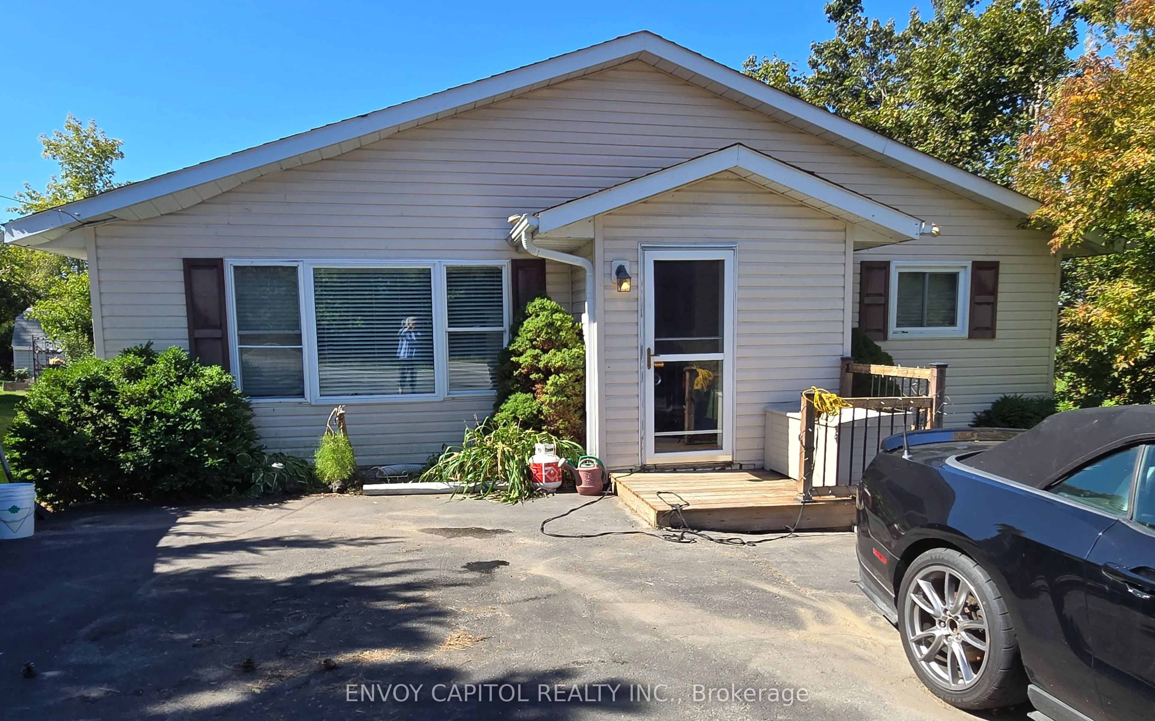 2303 Thurstonia Road