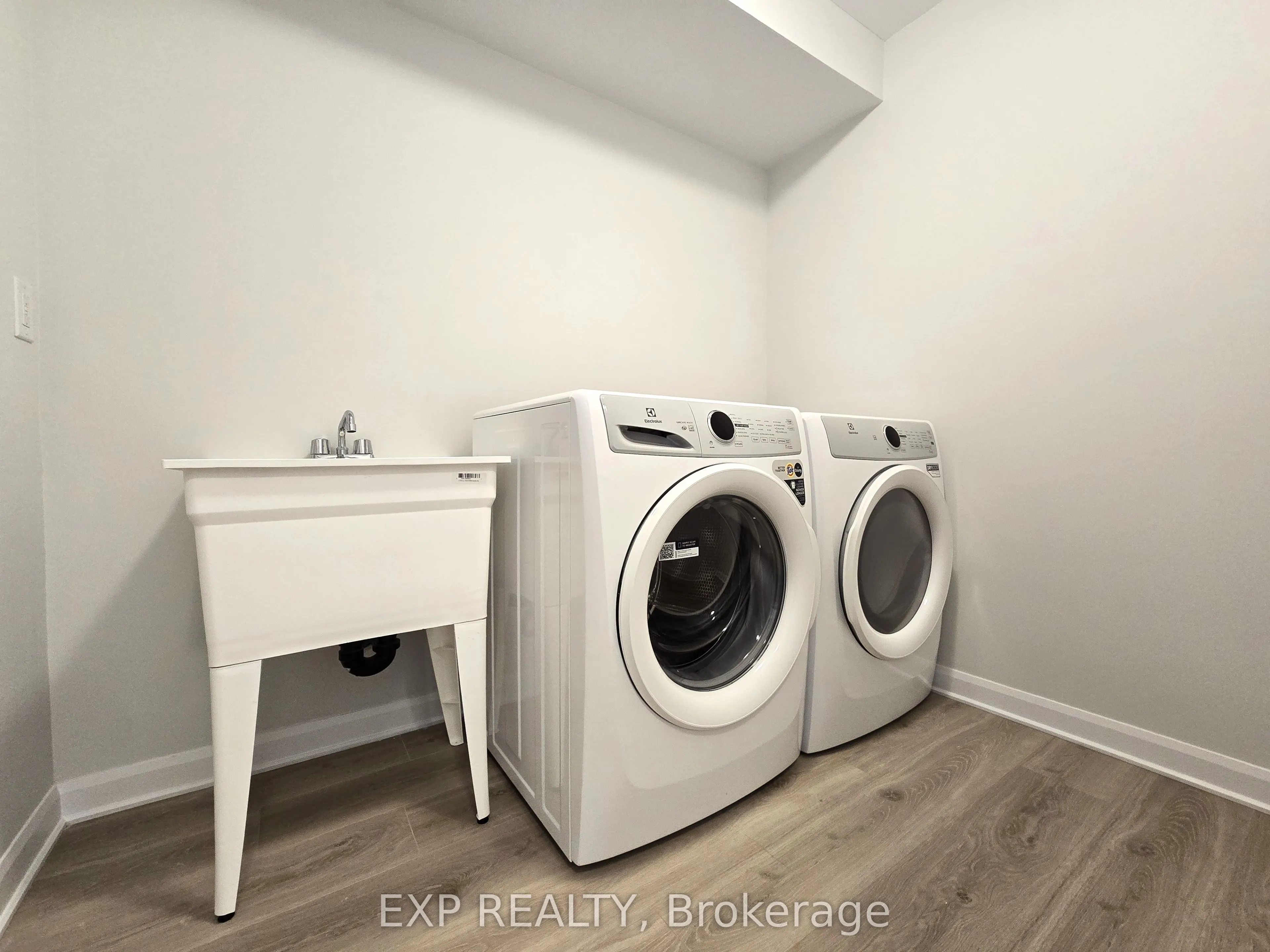 306 Clearpath Private