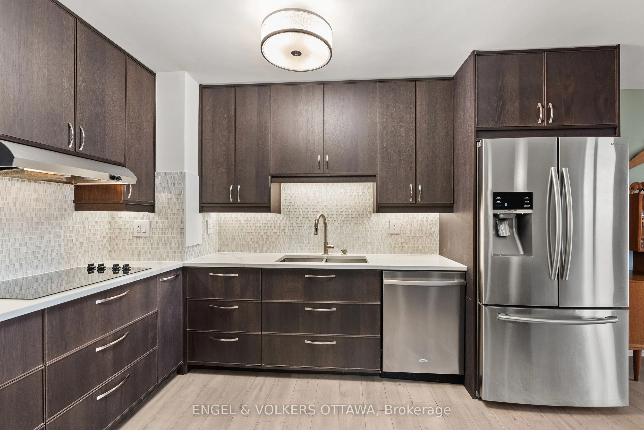 2951 Riverside Drive, #1006