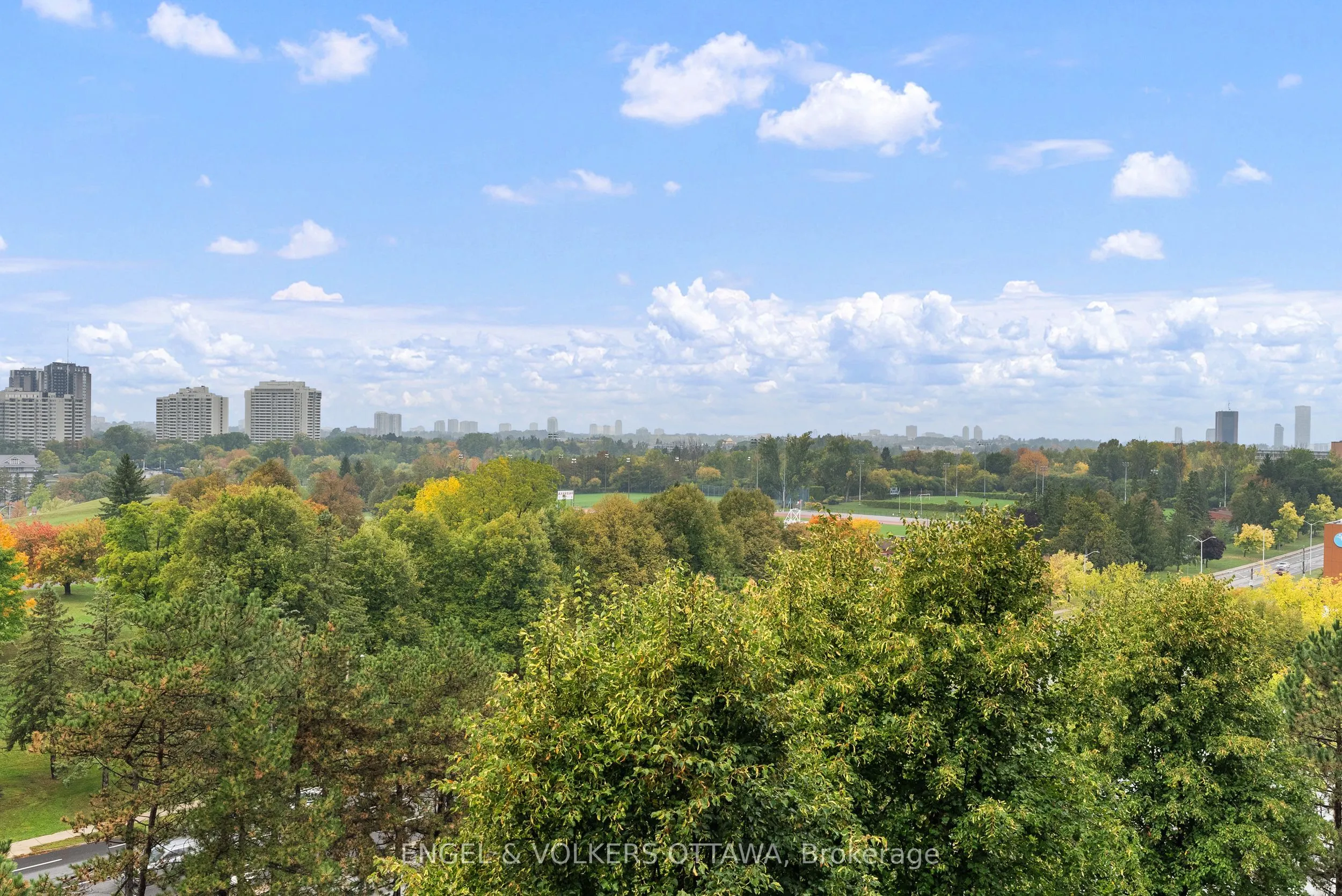 2951 Riverside Drive, #1006
