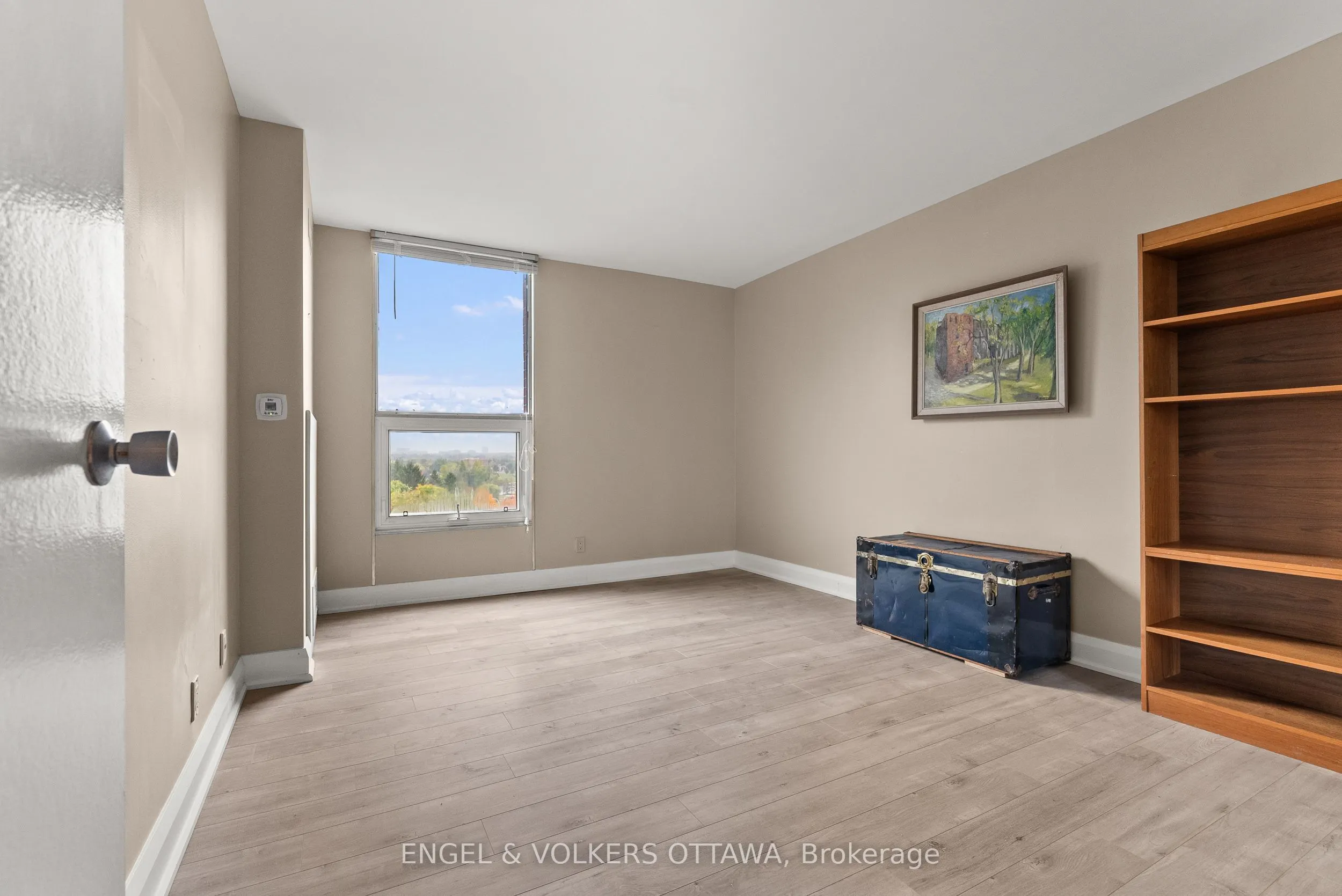 2951 Riverside Drive, #1006