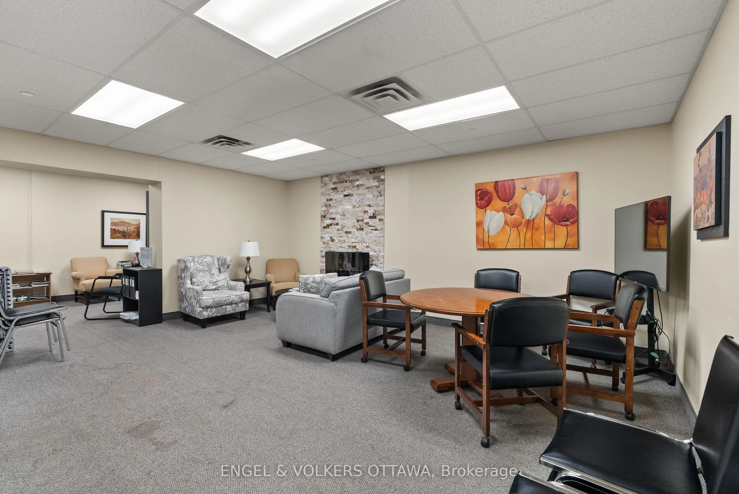 2951 Riverside Drive, #1006