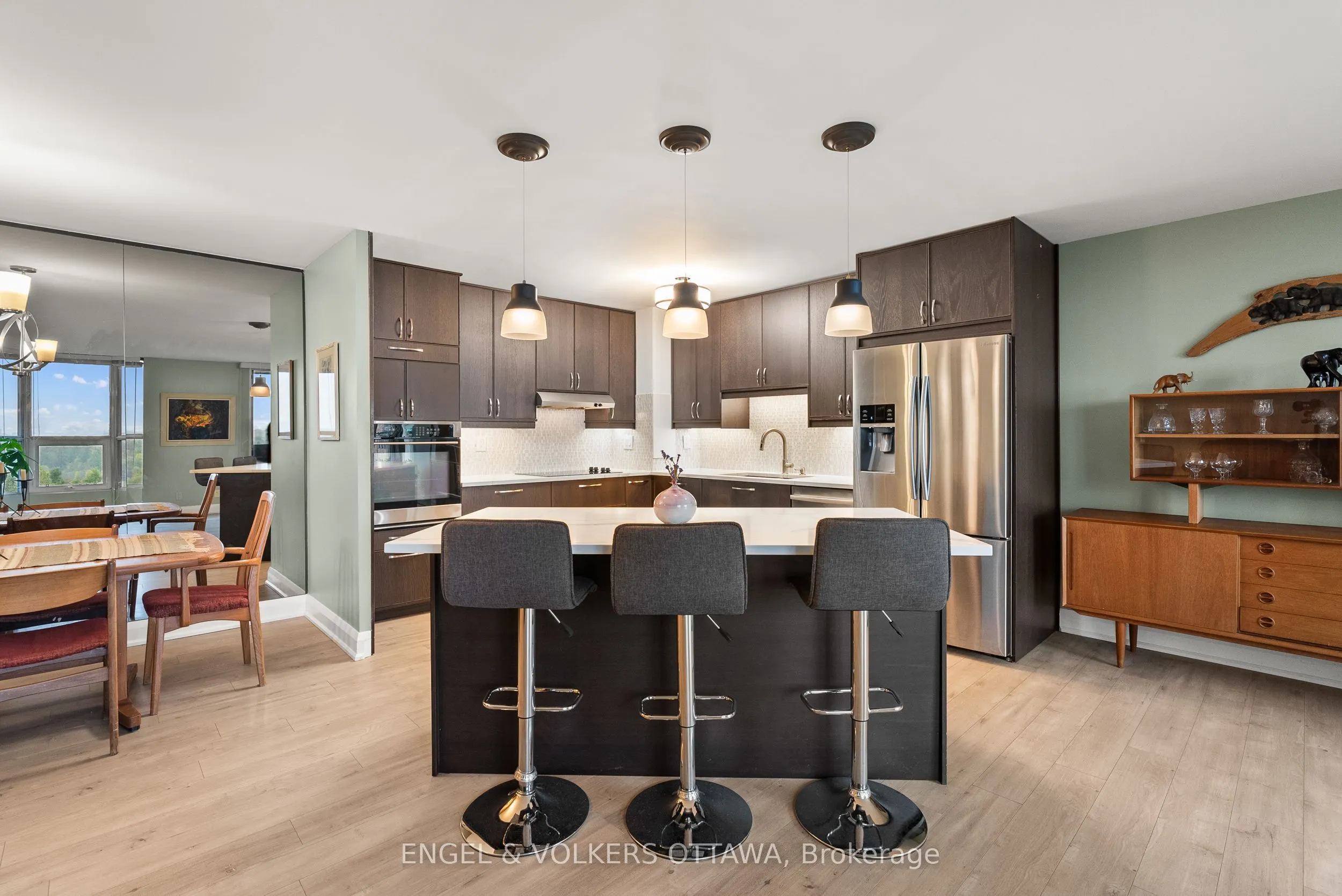 2951 Riverside Drive, #1006