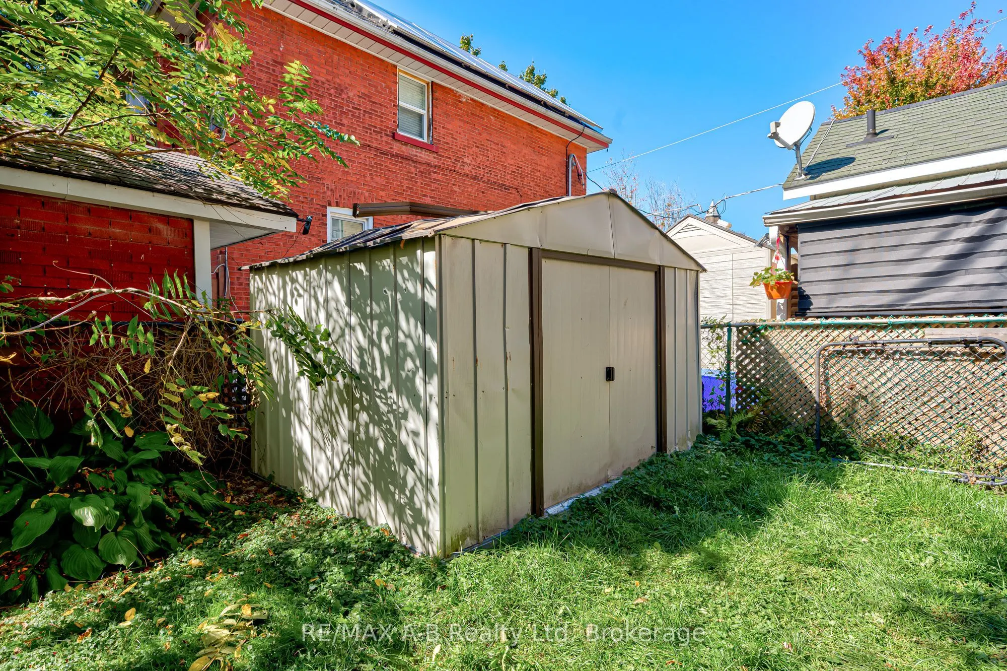 512 Downie Street