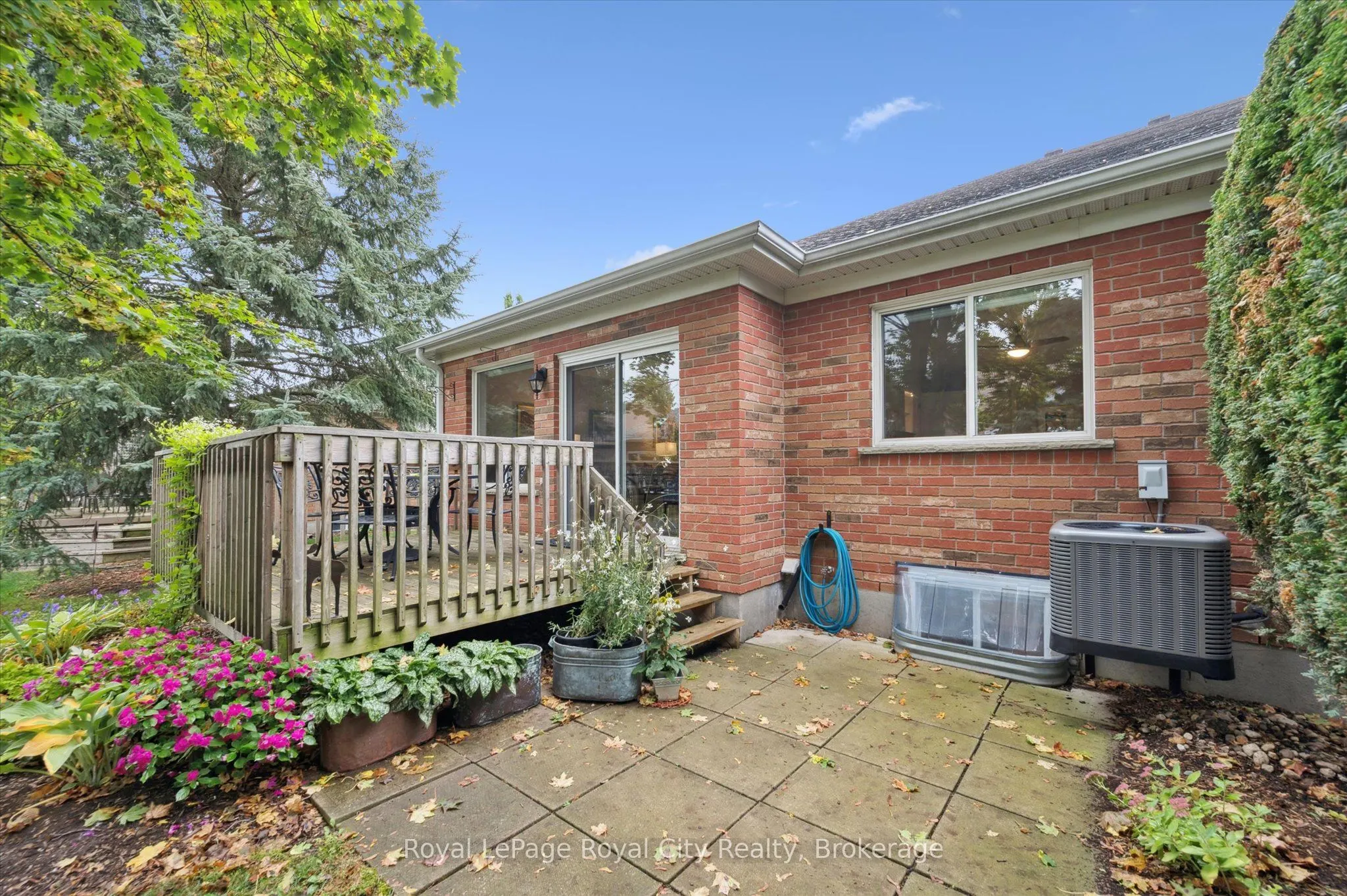 11 Magnolia Lane