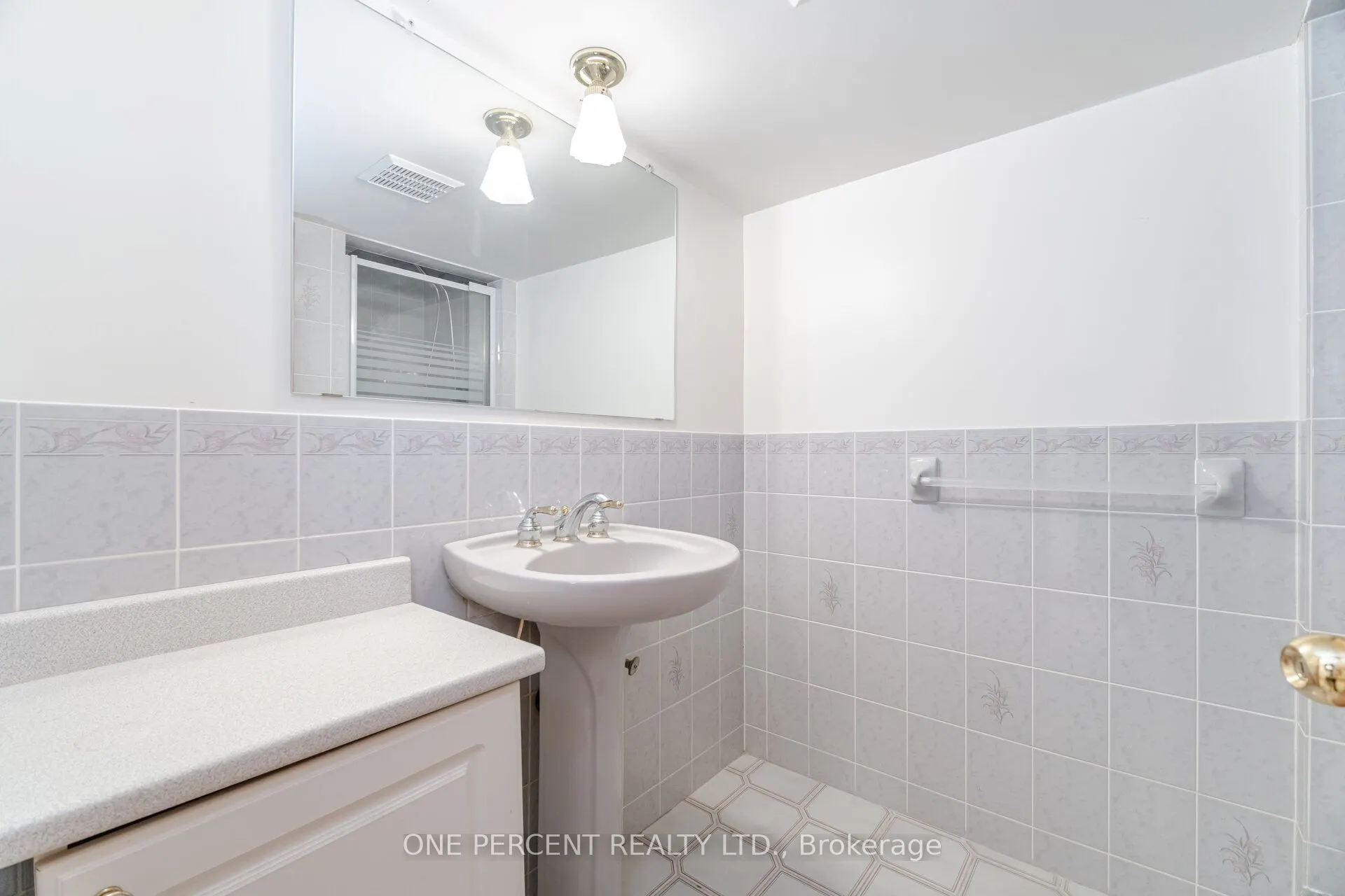 93 OLD CHICOPEE Drive
