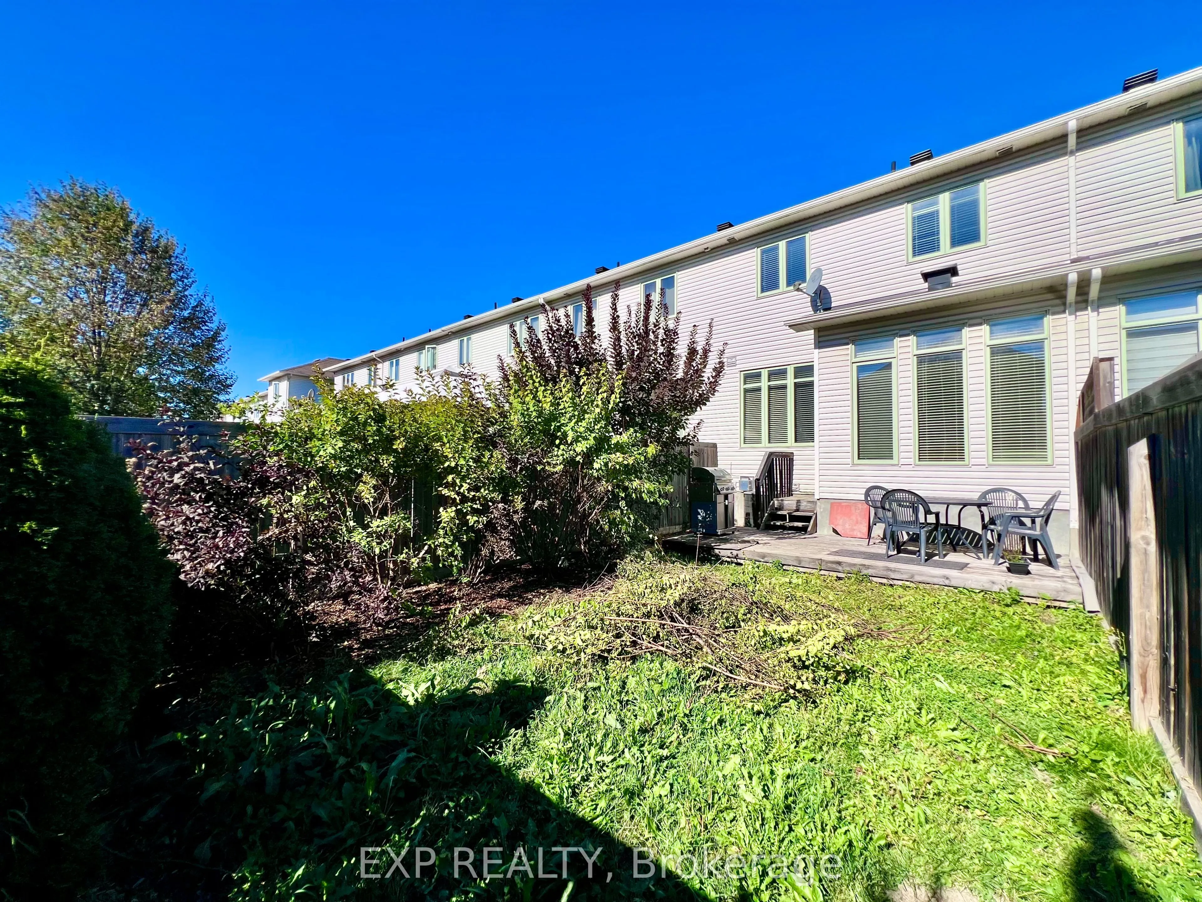790 Nakina Way