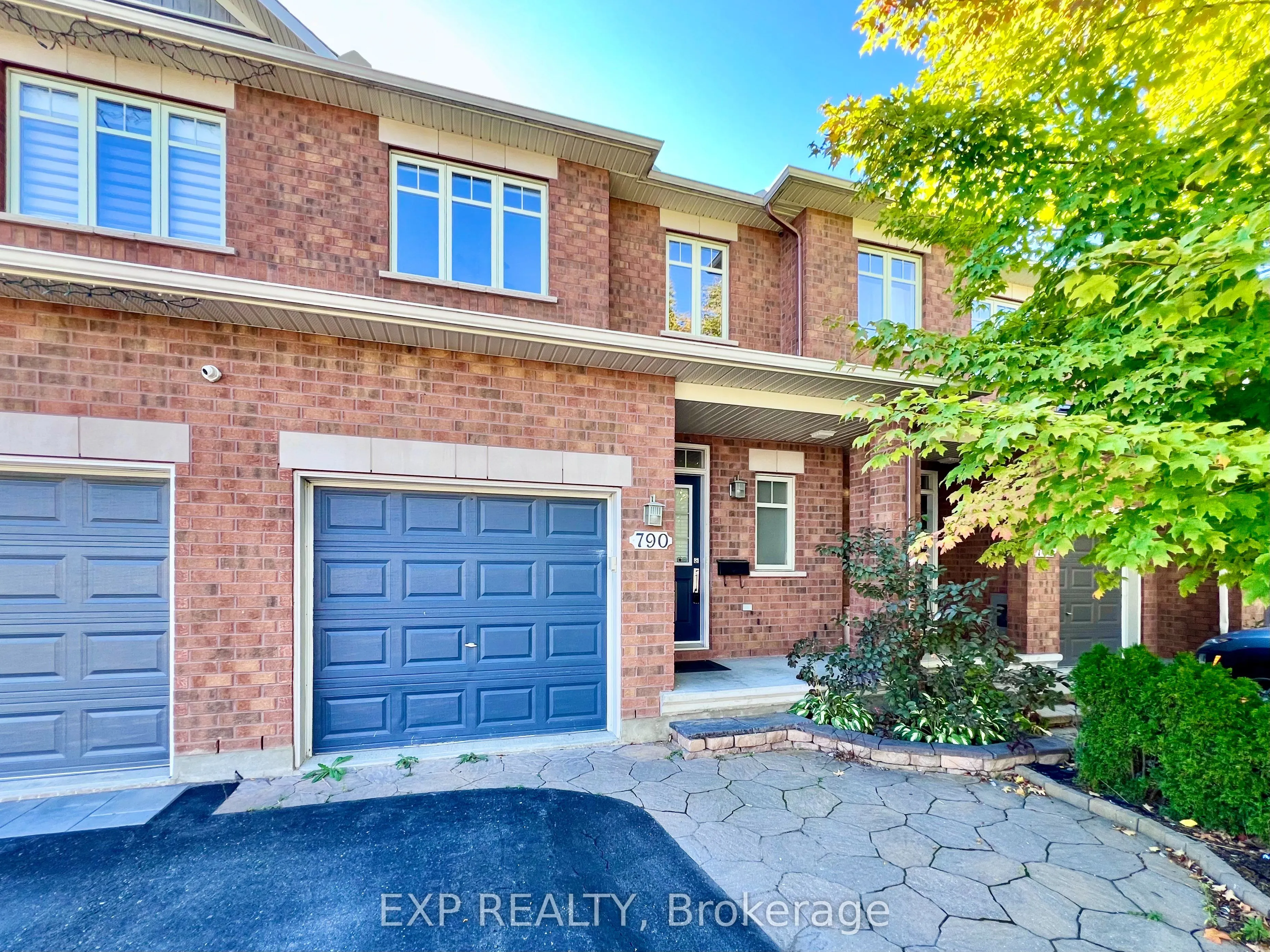 790 Nakina Way