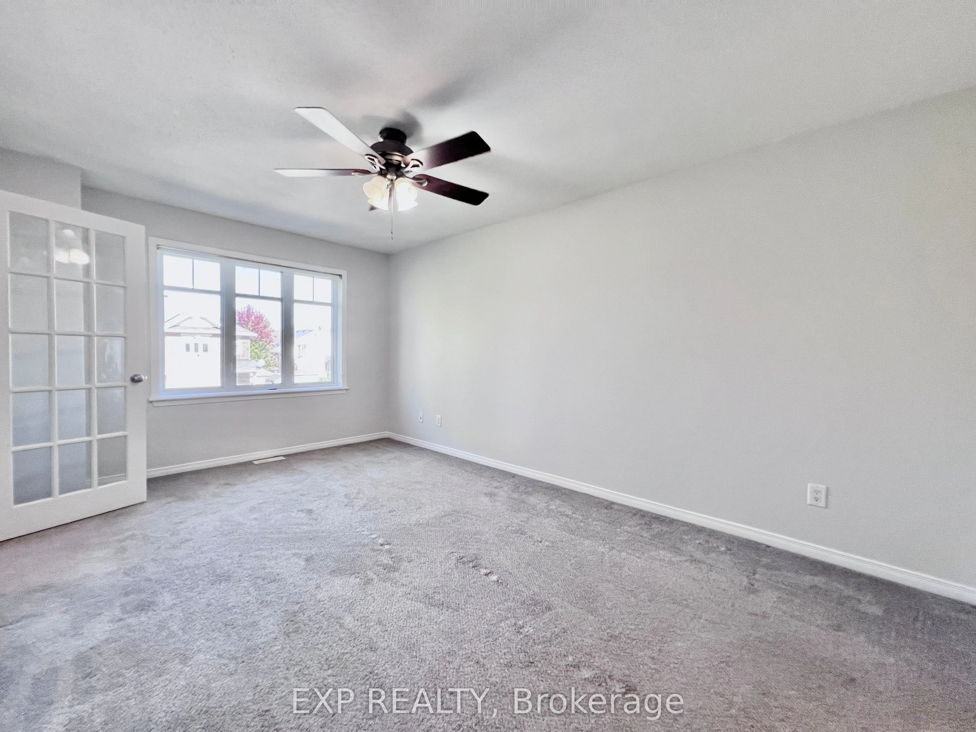 790 Nakina Way